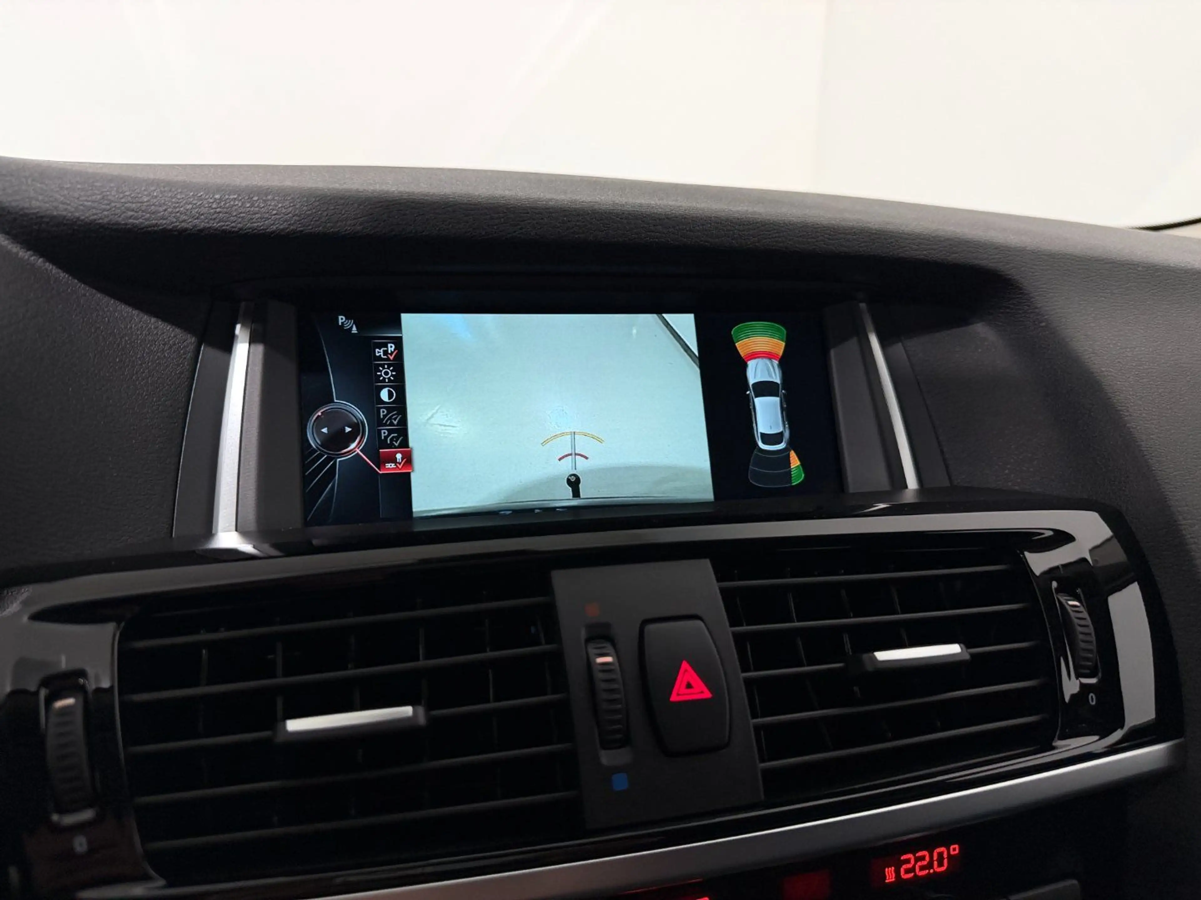 BMW X4 xDrive30D/NaviPRO/AHK*elektrisch/Sportsitze/Kurve — photo 13