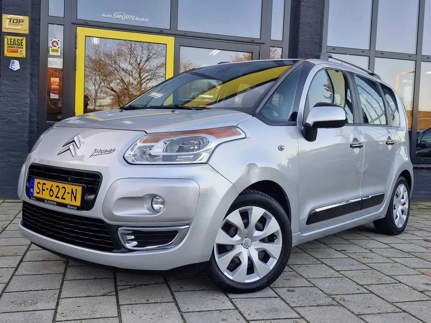 Citroen C3 Picasso 1.6 VTi Exclusive 120PK! | Trekhaak | Parkeersens Grijs - 1