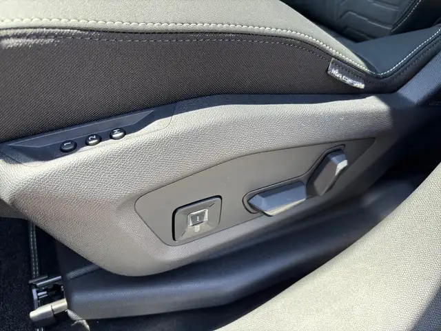 Peugeot 5008 view 12
