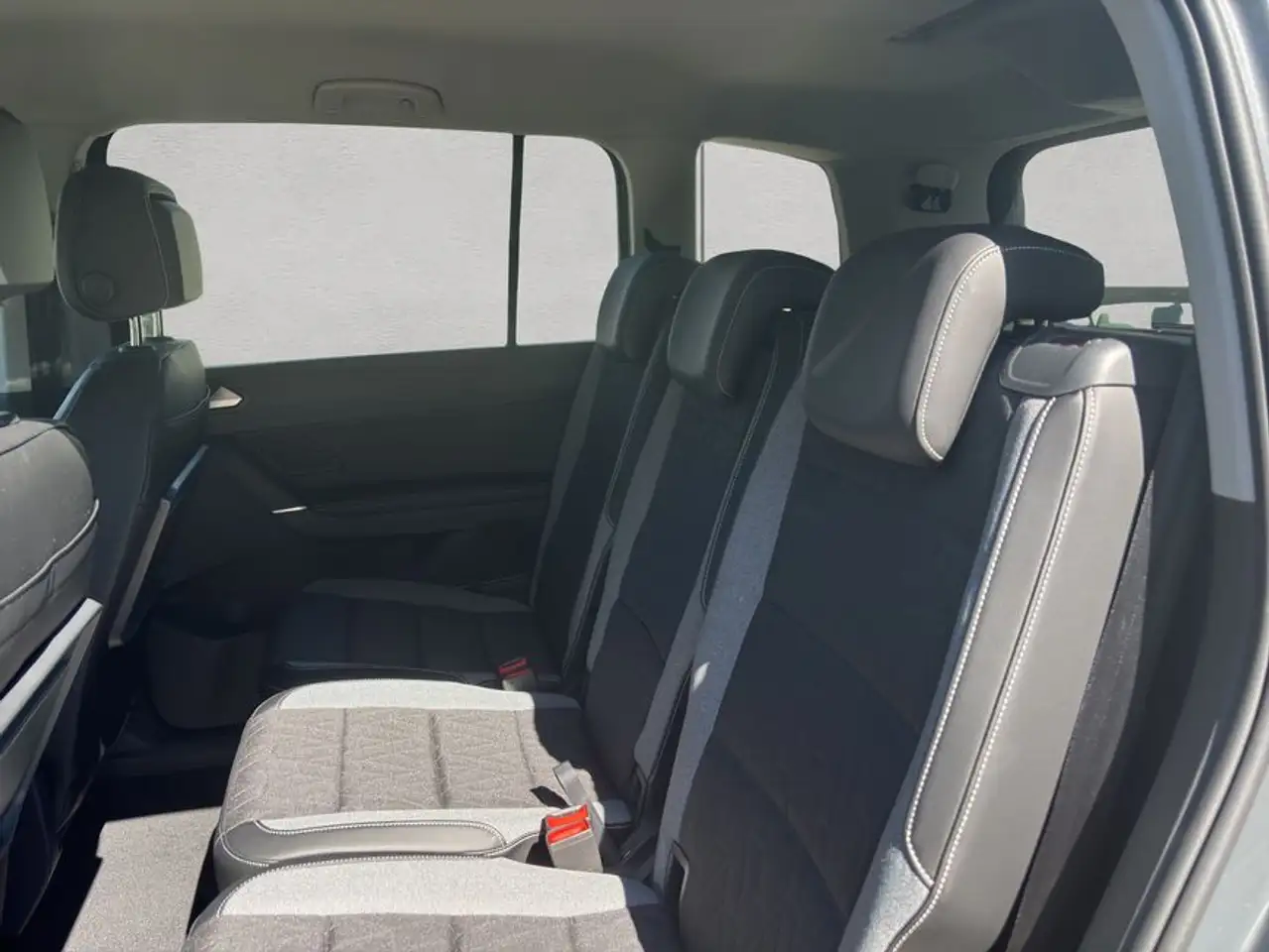 Volkswagen Touran 1.5 TSI ACT DSG Energy ACC, AHK, KAMERA 18