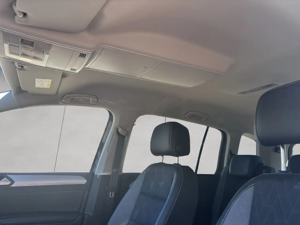 Volkswagen Touran 1.5 TSI ACT DSG Energy ACC, AHK, KAMERA 16