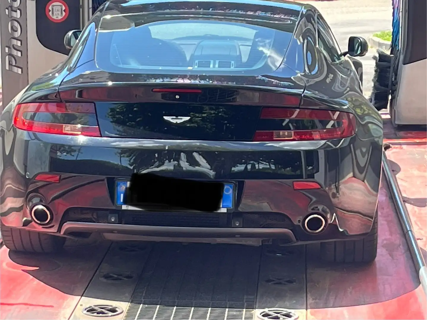 Aston Martin Vantage Vantage I Coupe Coupe 4.3 V8 sportshift Nero - 1