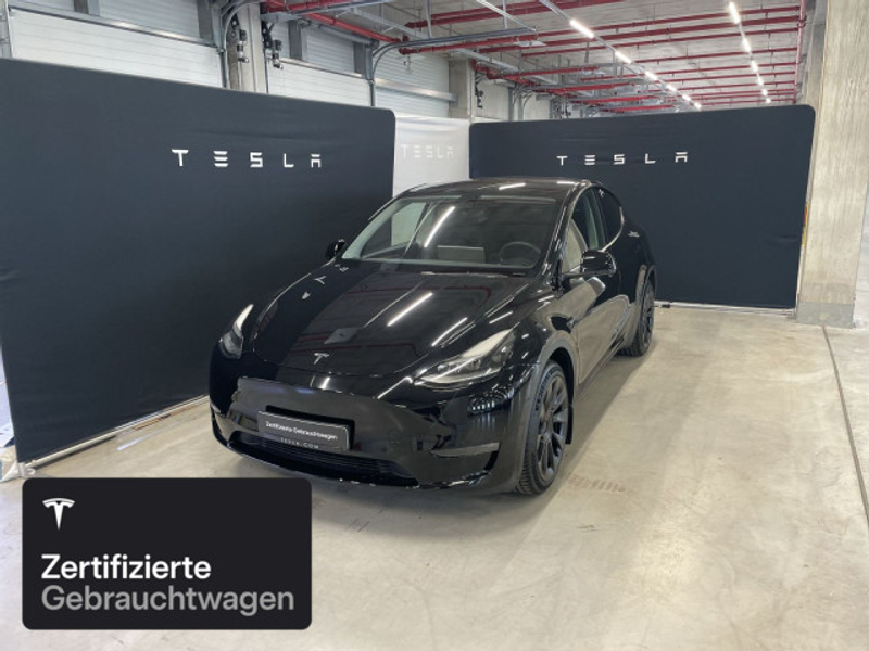 Tesla Model Y Long Range AWD — photo 2