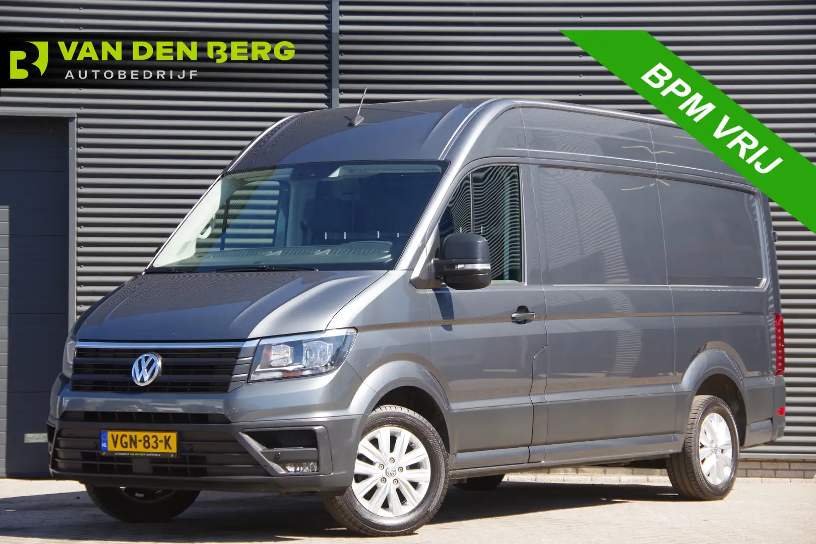 Volkswagen Crafter 35 2.0 TDI L3H3 HIGHLINE 140PK AUT. TREKHAAK, CAME Grijs - 1