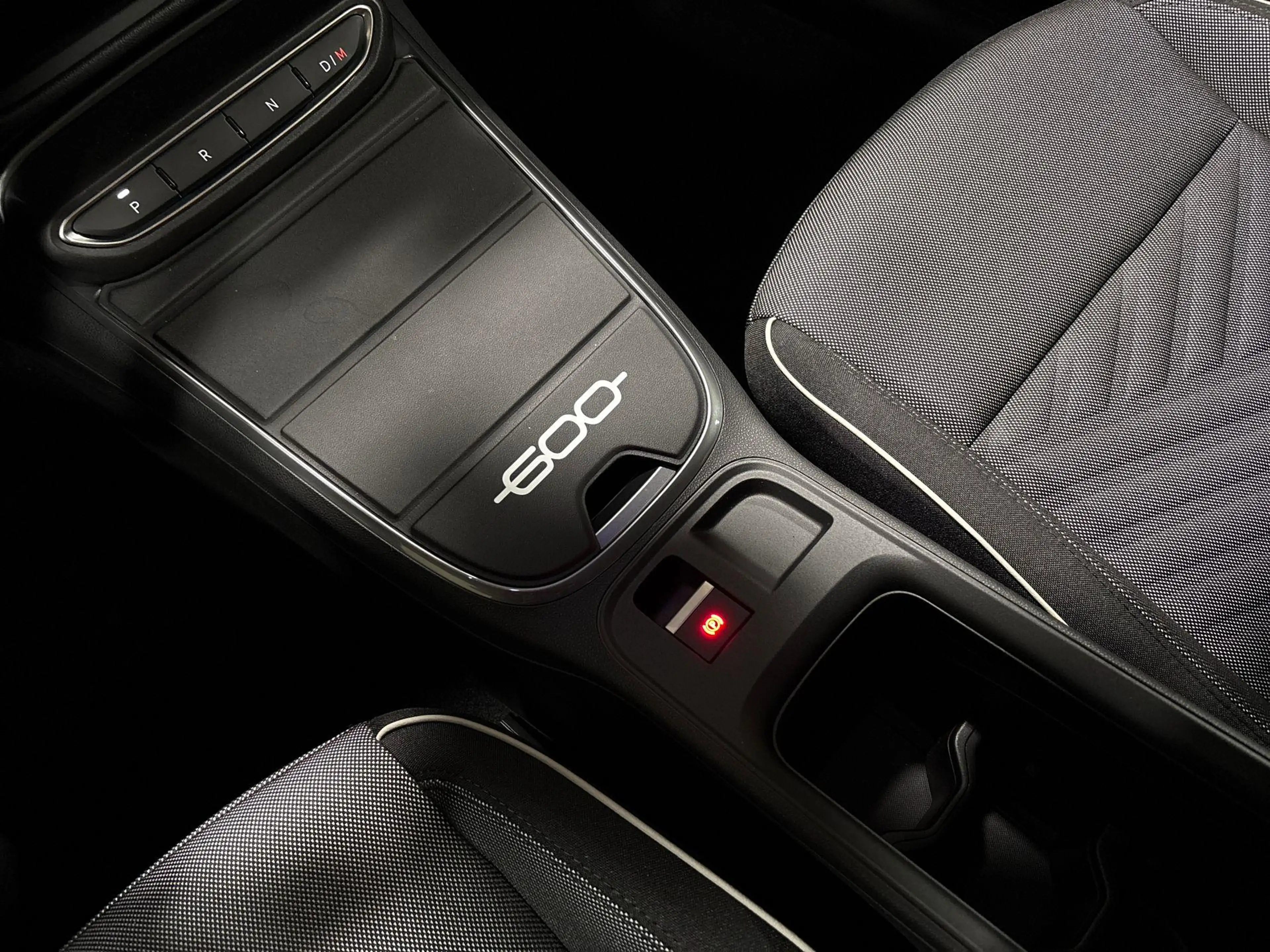 Fiat 600 1.2 Hybrid Icon 145pk Apple carplay / Android Auto — photo 15
