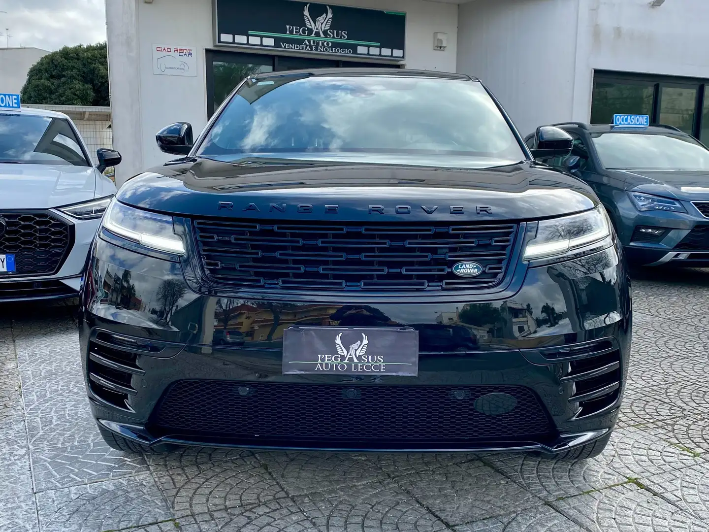 Land Rover Range Rover Velar 2.0d i4 mhev R-Dynamic SE 4wd 204cv auto Schwarz - 1