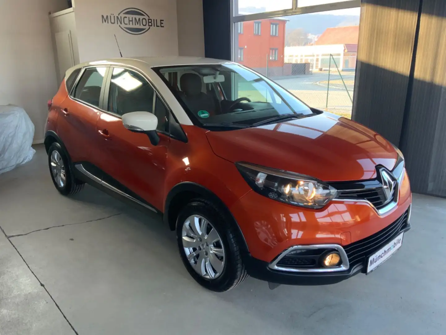 Renault Captur Dynamique Oranje - 1