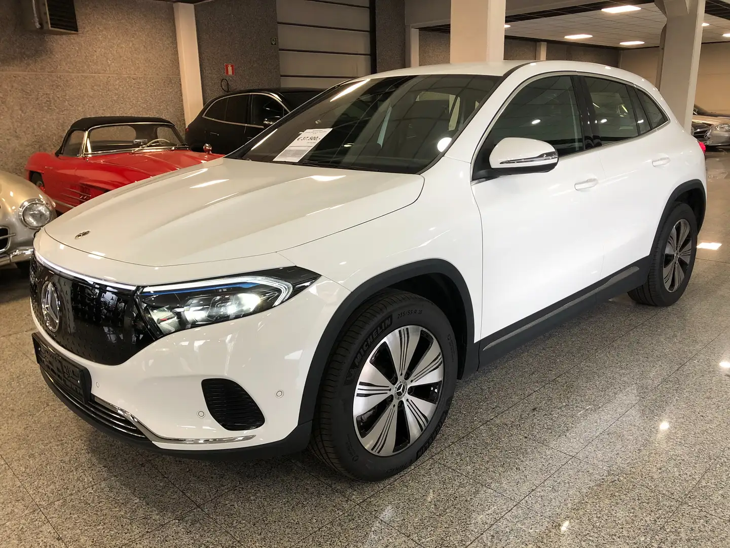 Mercedes-Benz EQA 350 EQA 350 4Matic, Winter pack, Carplay, Camera Blanco - 1