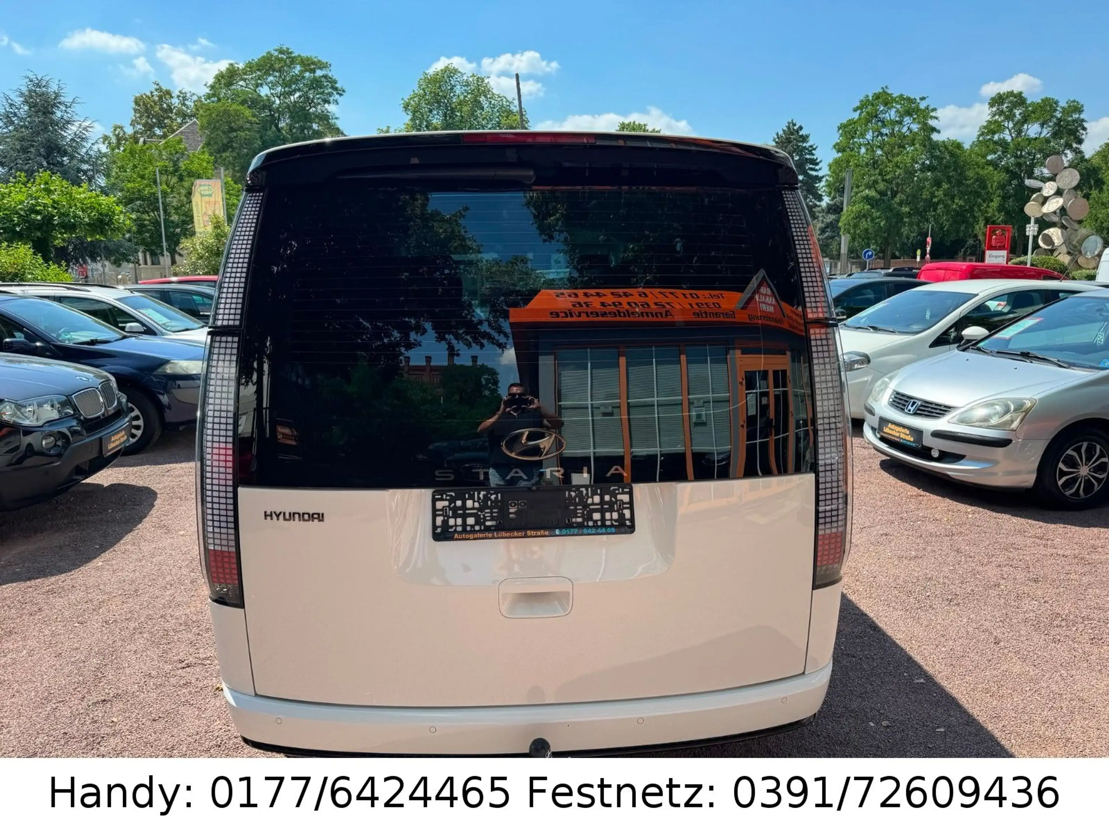 Hyundai STARIA 2.2 CRDi Signature Automatik 2WD — photo 7