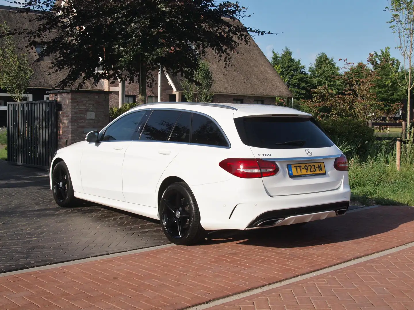 Mercedes-Benz C 180 Estate AMG Sport Edition | Burmeister | Automaat | Wit - 2