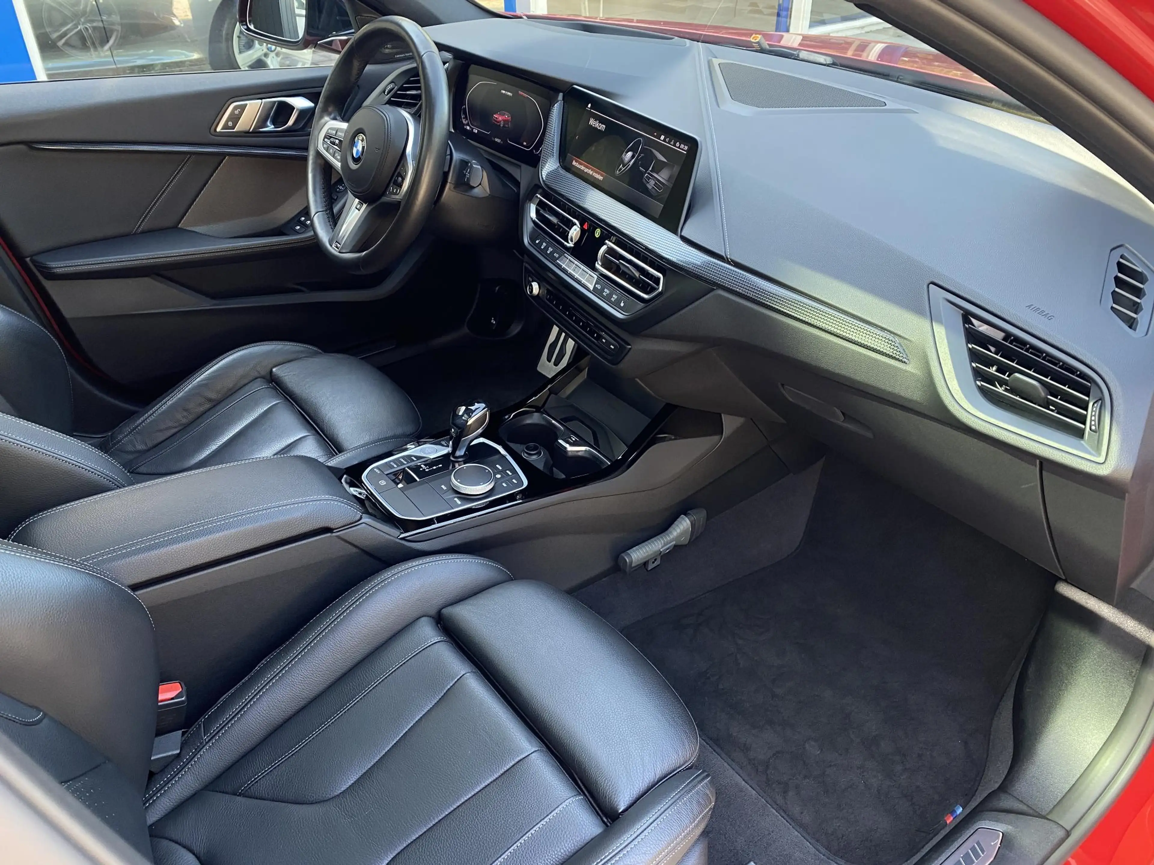 BMW 135 1-serie M135i xDrive High Executive Edition Head u — photo 12