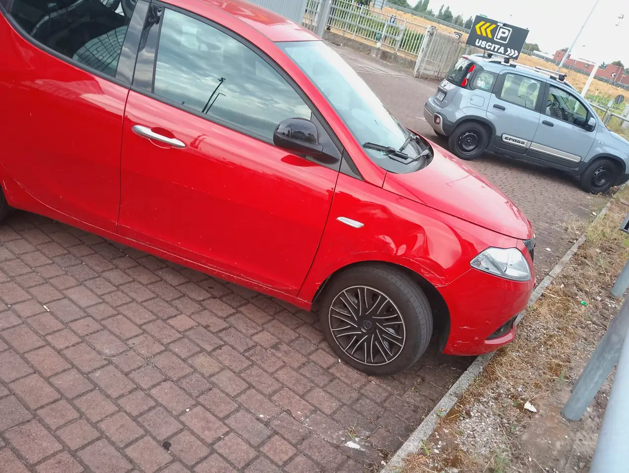 Lancia Ypsilon 2024