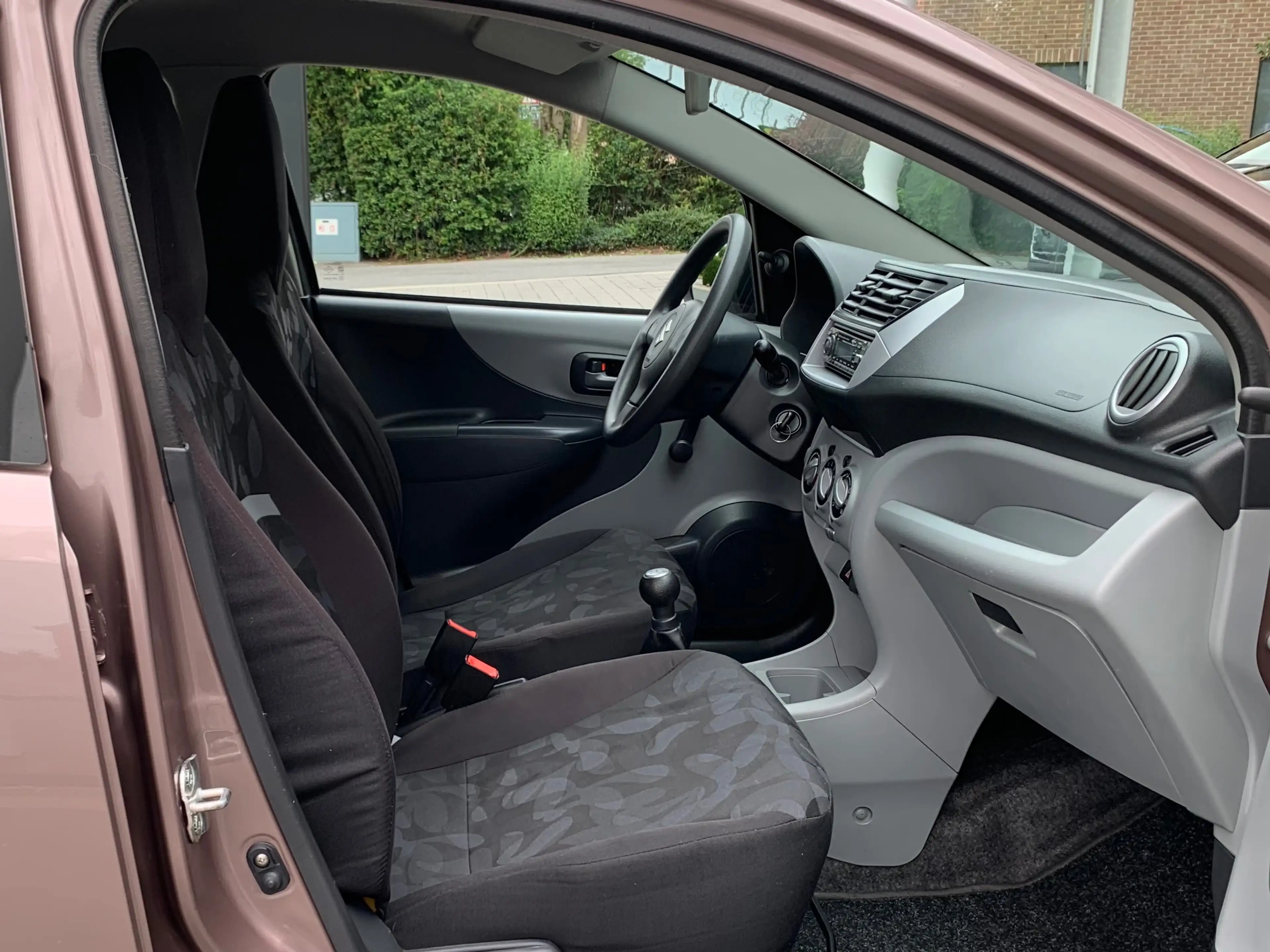 Suzuki Alto 1.0i Essence / Faible KM / LEZ 2030 / GARANTIE / — photo 13