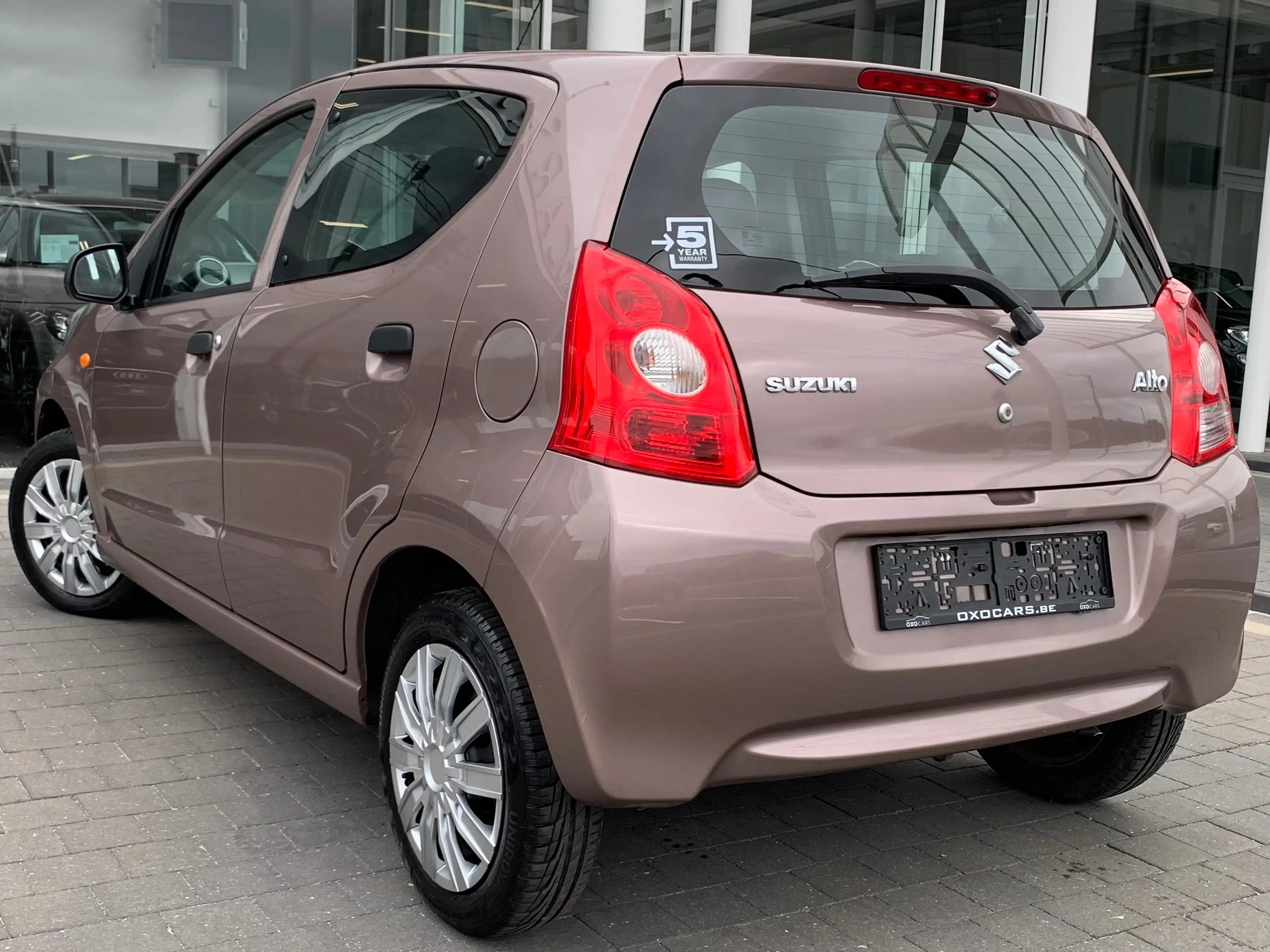 Suzuki Alto 1.0i Essence / Faible KM / LEZ 2030 / GARANTIE / — photo 7