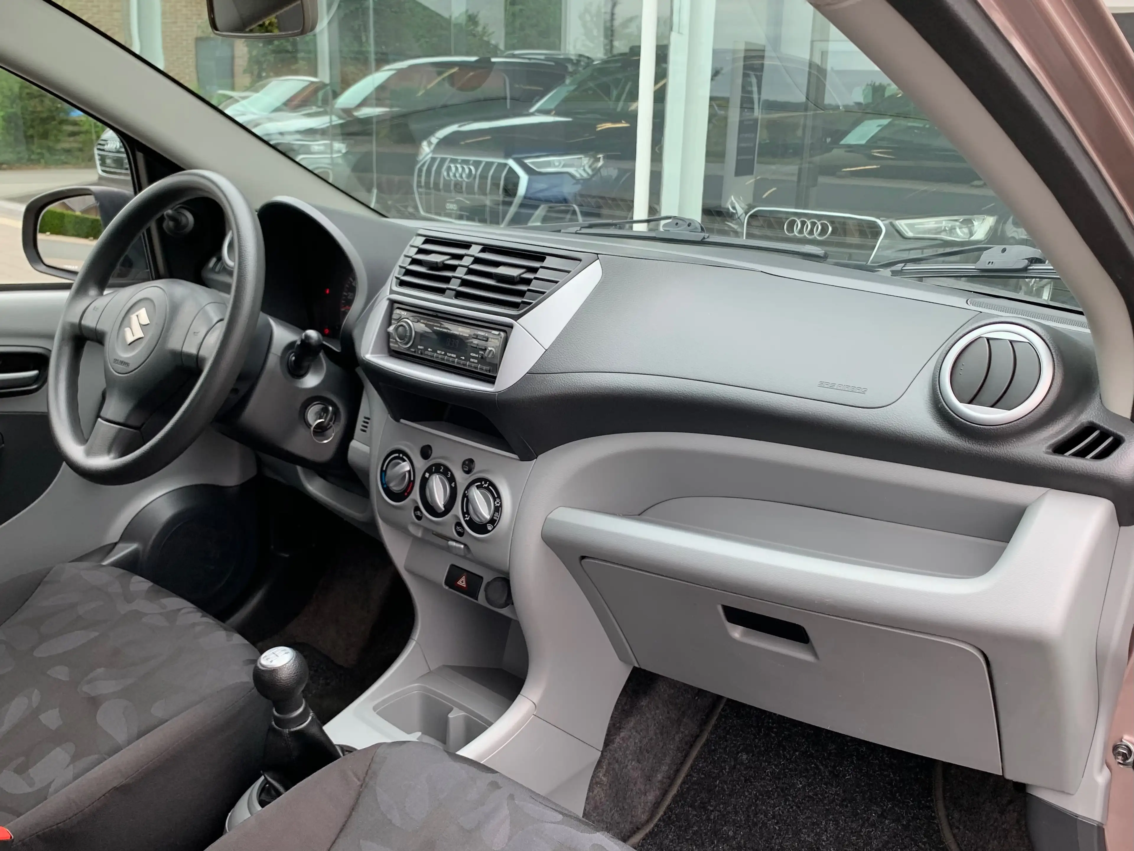 Suzuki Alto 1.0i Essence / Faible KM / LEZ 2030 / GARANTIE / — photo 14