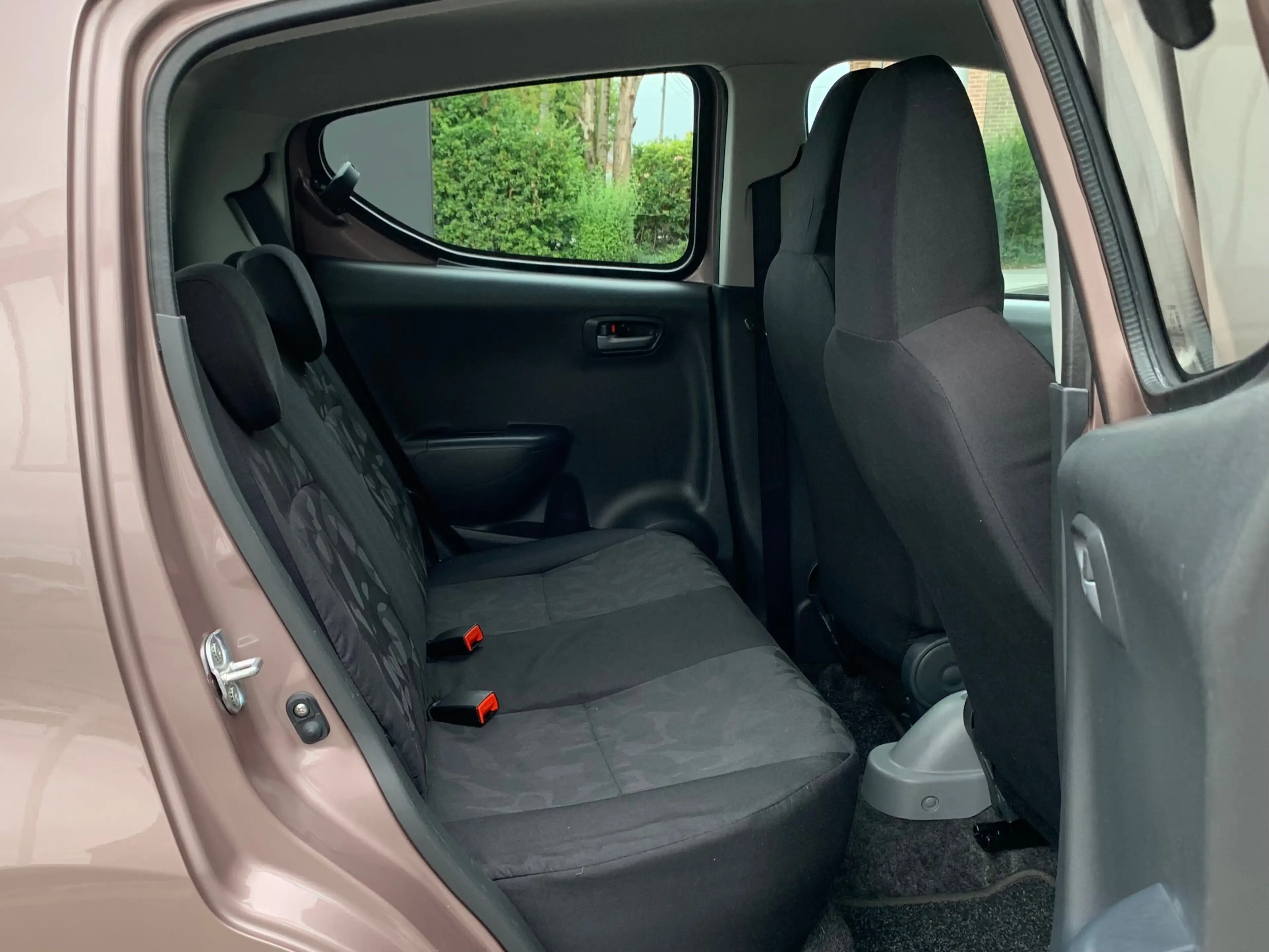 Suzuki Alto 1.0i Essence / Faible KM / LEZ 2030 / GARANTIE / — photo 12