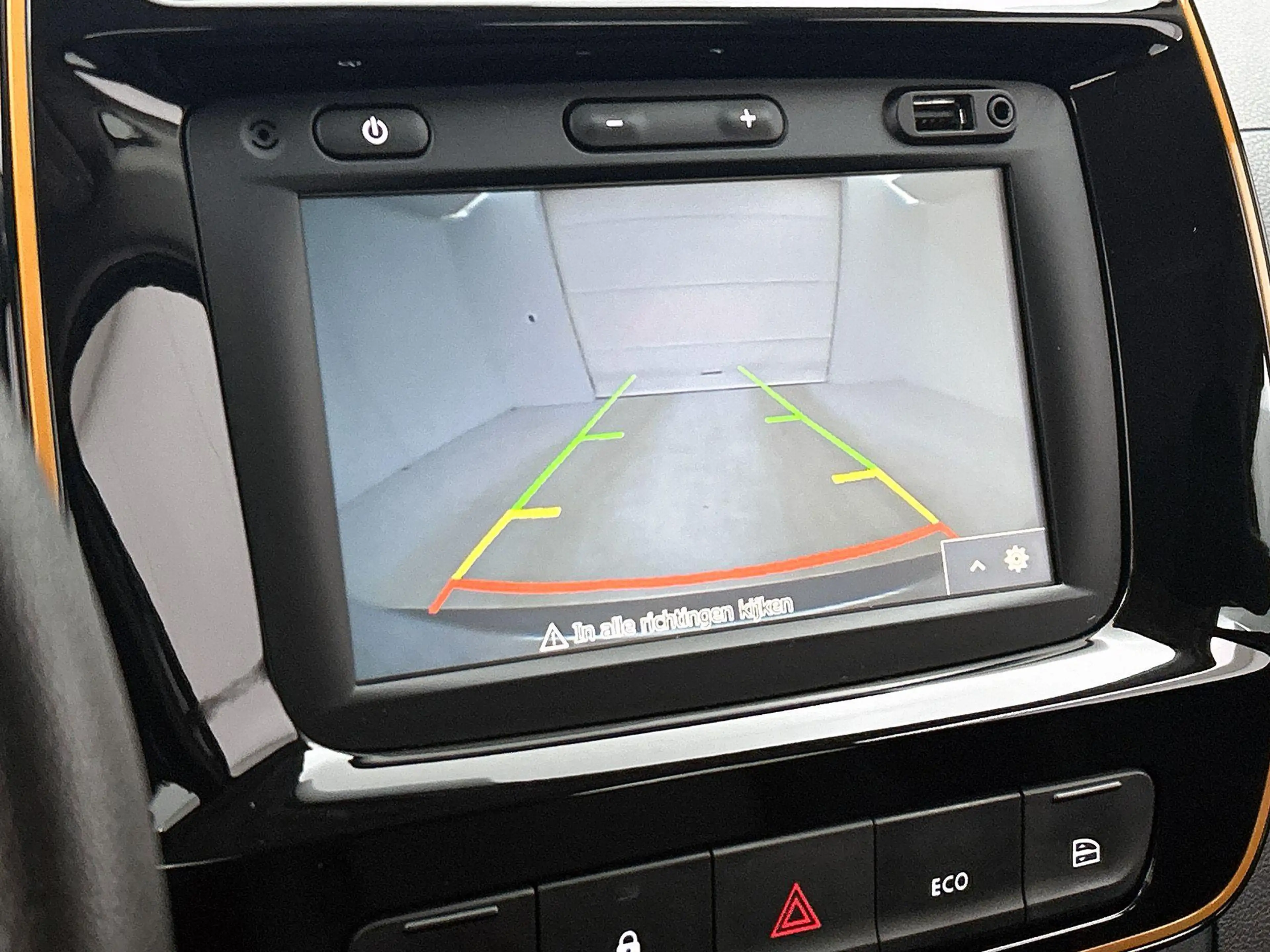 Dacia Spring Comfort Plus 27 kWh | Camera | Sensoren Achter | N — photo 14