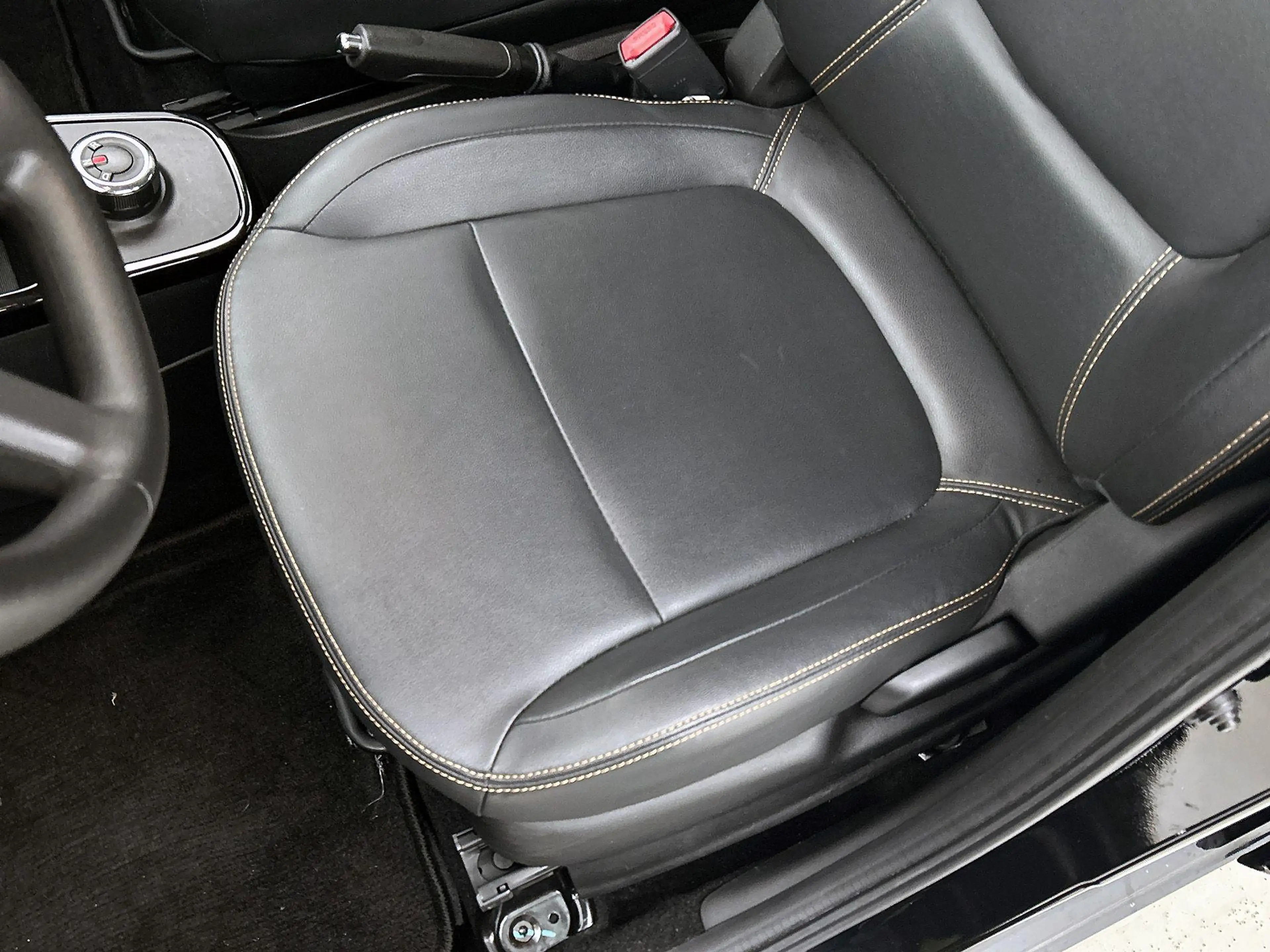 Dacia Spring Comfort Plus 27 kWh | Camera | Sensoren Achter | N — photo 15