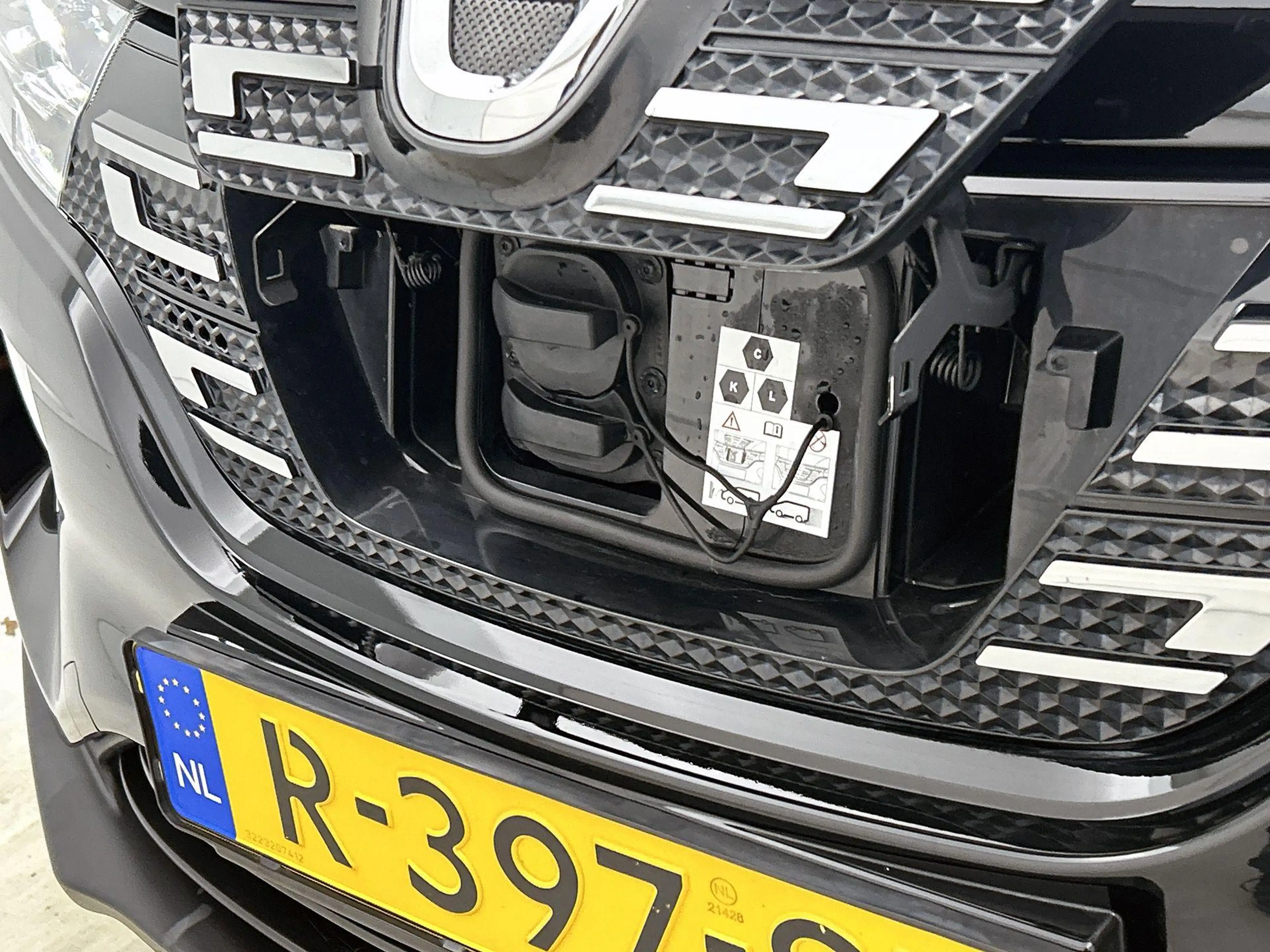 Dacia Spring Comfort Plus 27 kWh | Camera | Sensoren Achter | N — photo 11