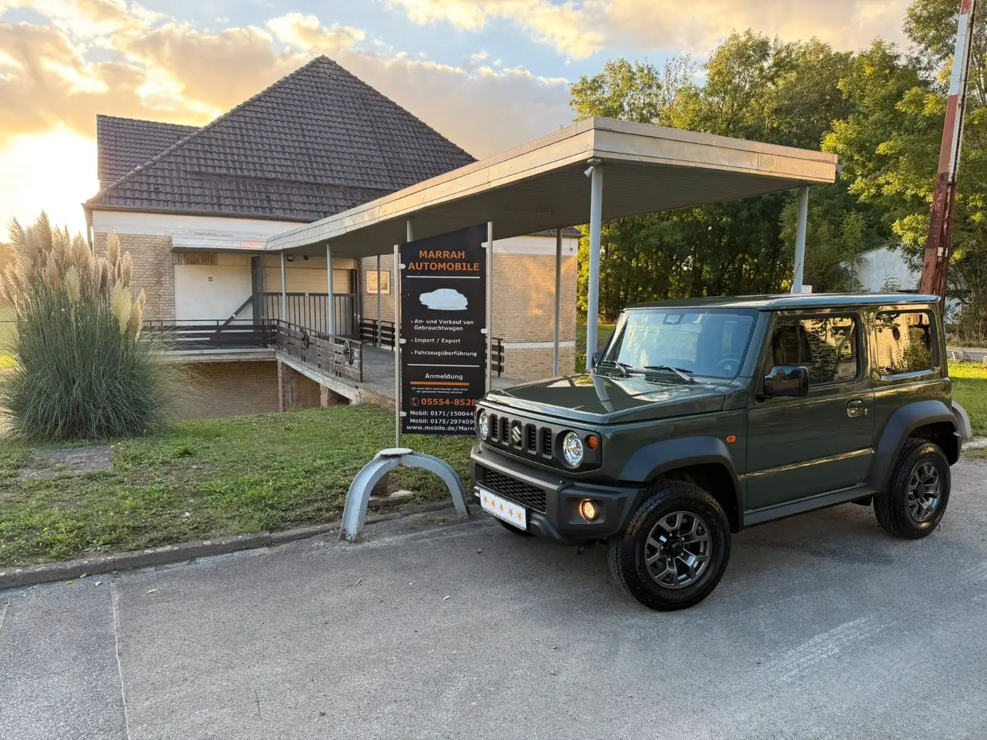 Suzuki Jimny 1.5 ALLGRIP Comfort PLUS MIT EXTRAS Grün - 1