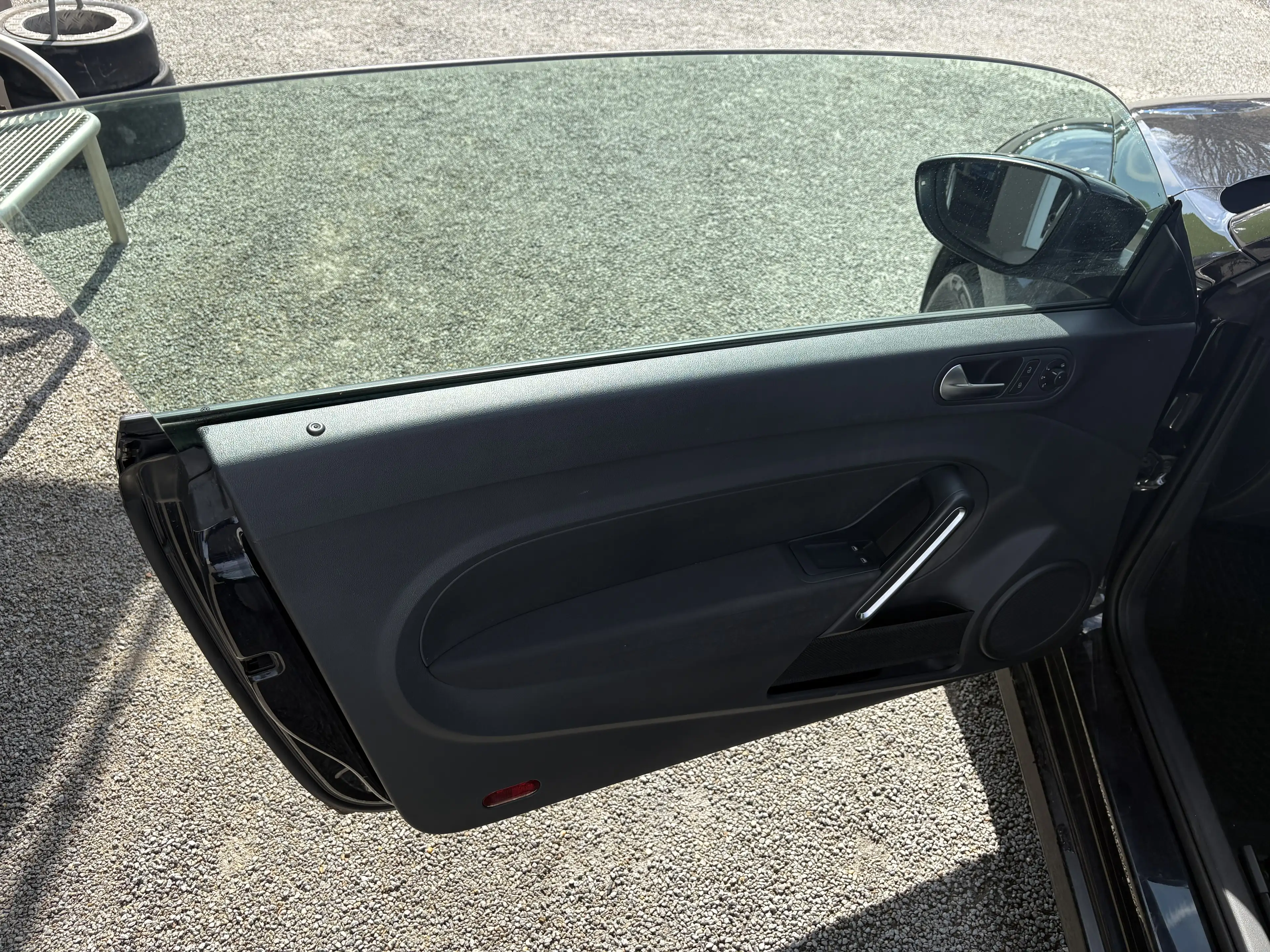 Volkswagen Beetle 1,2 TSI 1.BESITZ  STEUERKETTE NEU  PDC — photo 11