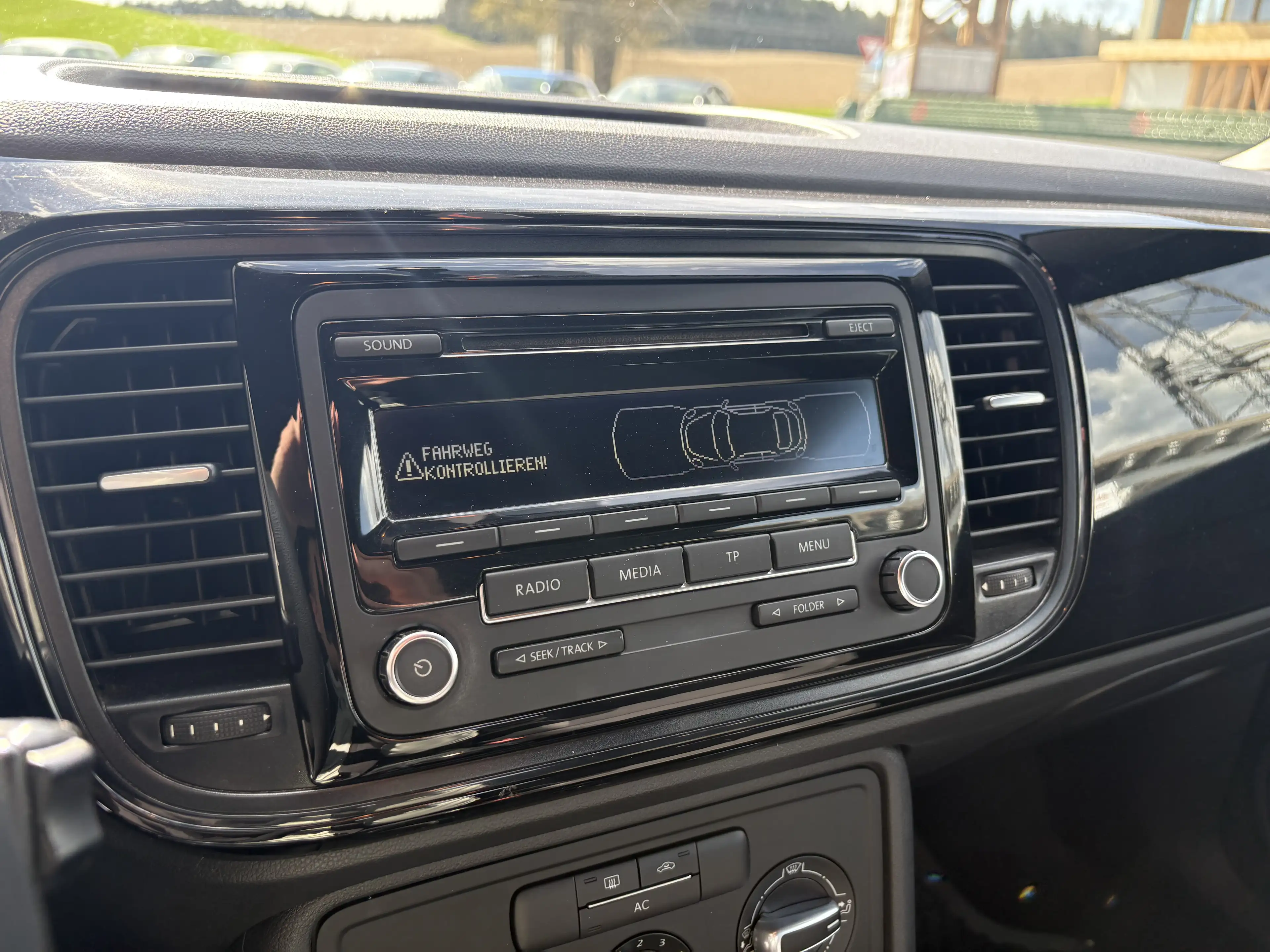 Volkswagen Beetle 1,2 TSI 1.BESITZ  STEUERKETTE NEU  PDC — photo 15