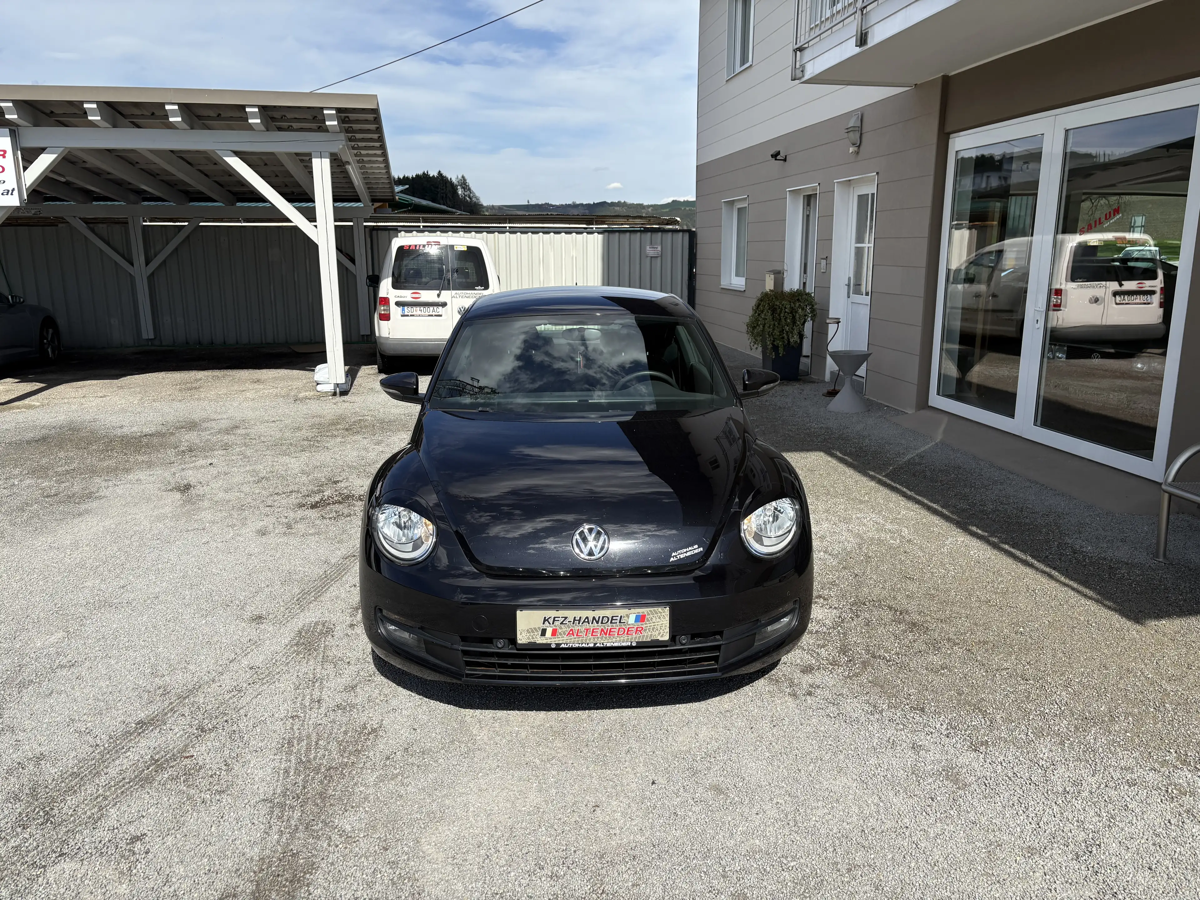 Volkswagen Beetle 1,2 TSI 1.BESITZ  STEUERKETTE NEU  PDC — photo 2