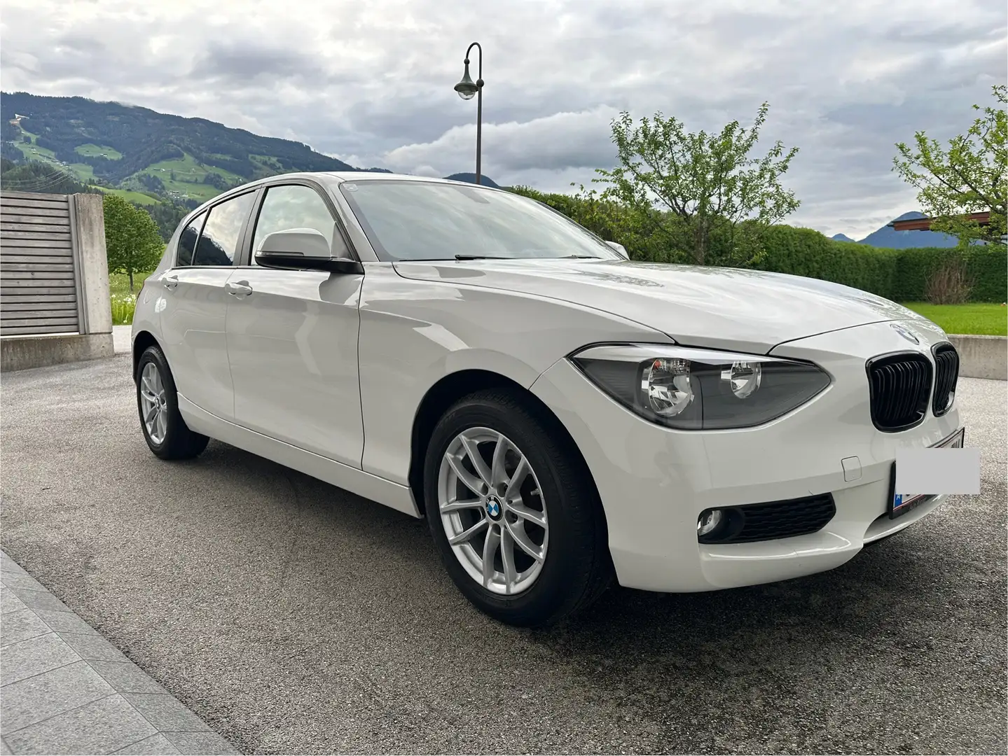BMW 114 114i - 2