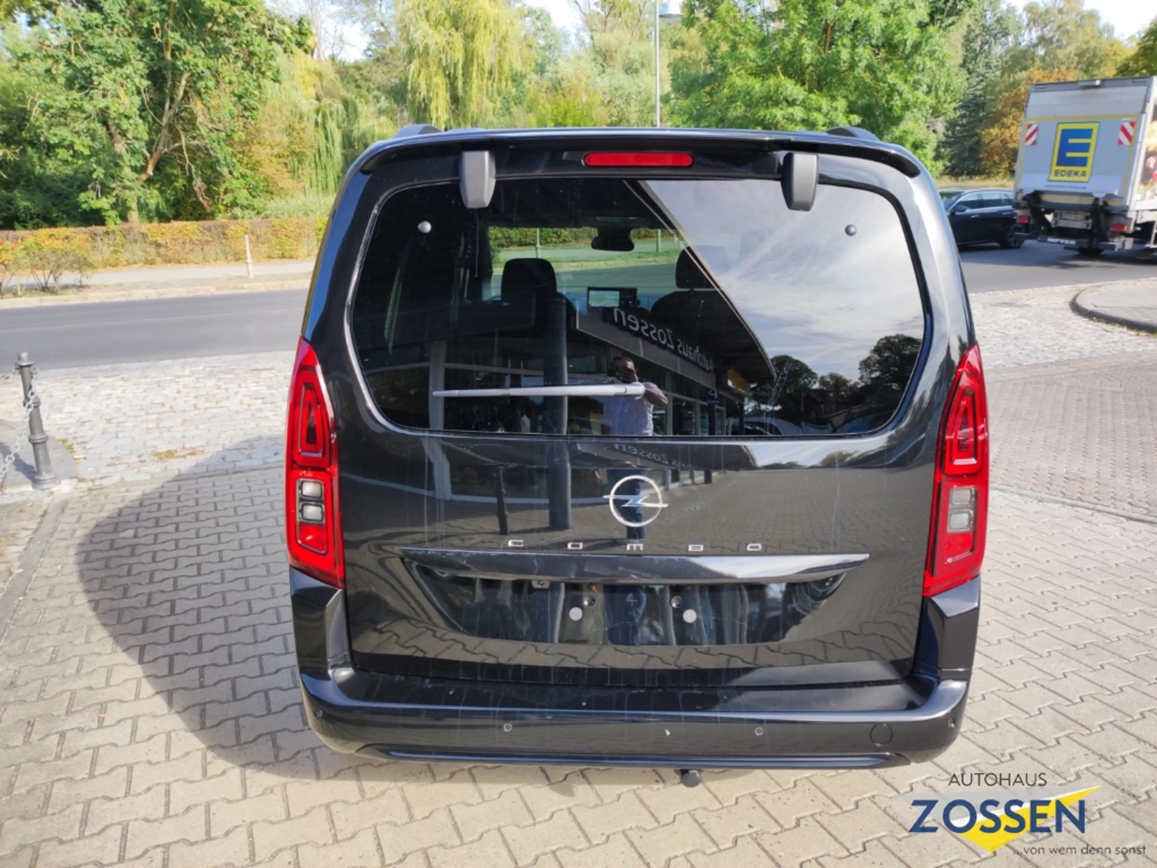 Opel Combo Life GS+Matrix LED+AHZV+Panorama — photo 6