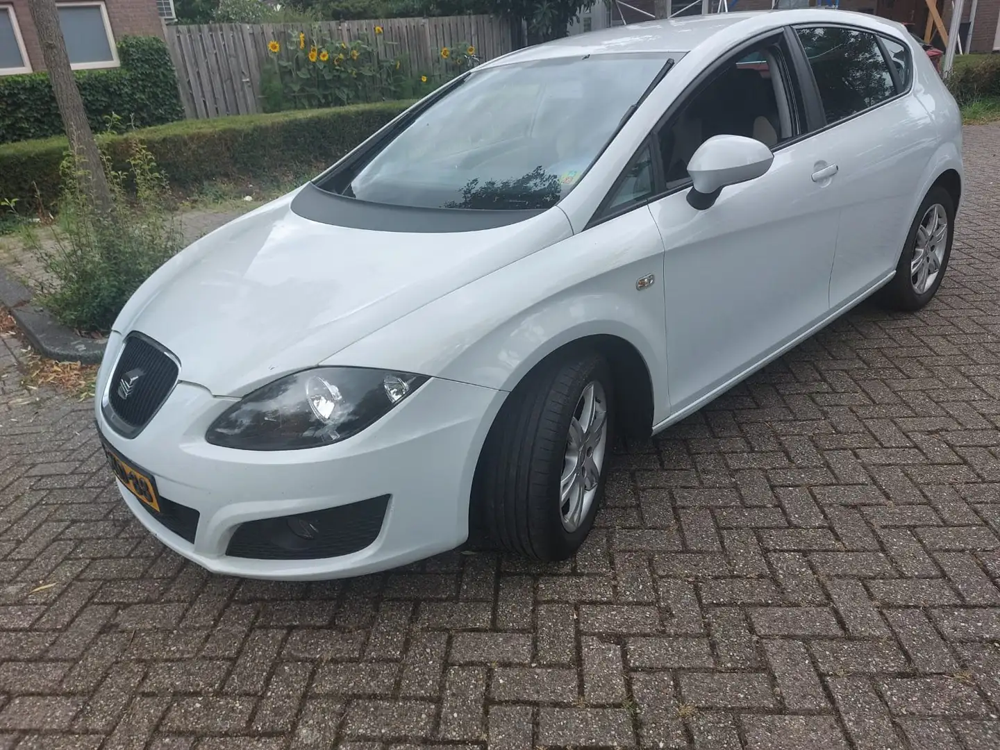 SEAT Leon Leon 1.6 TDI Eco. Style Wit - 2