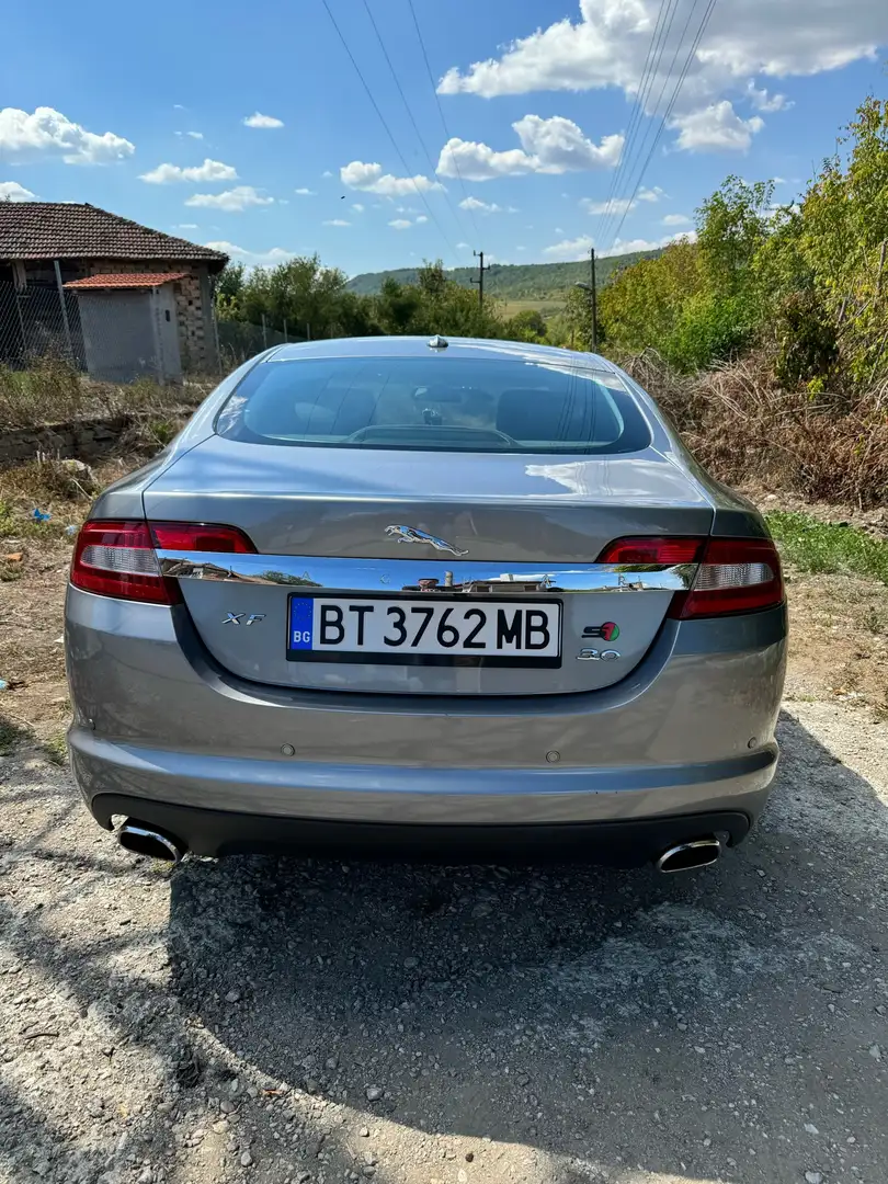 Jaguar XF 3.0 V6 Premium Luxury Серый - 2