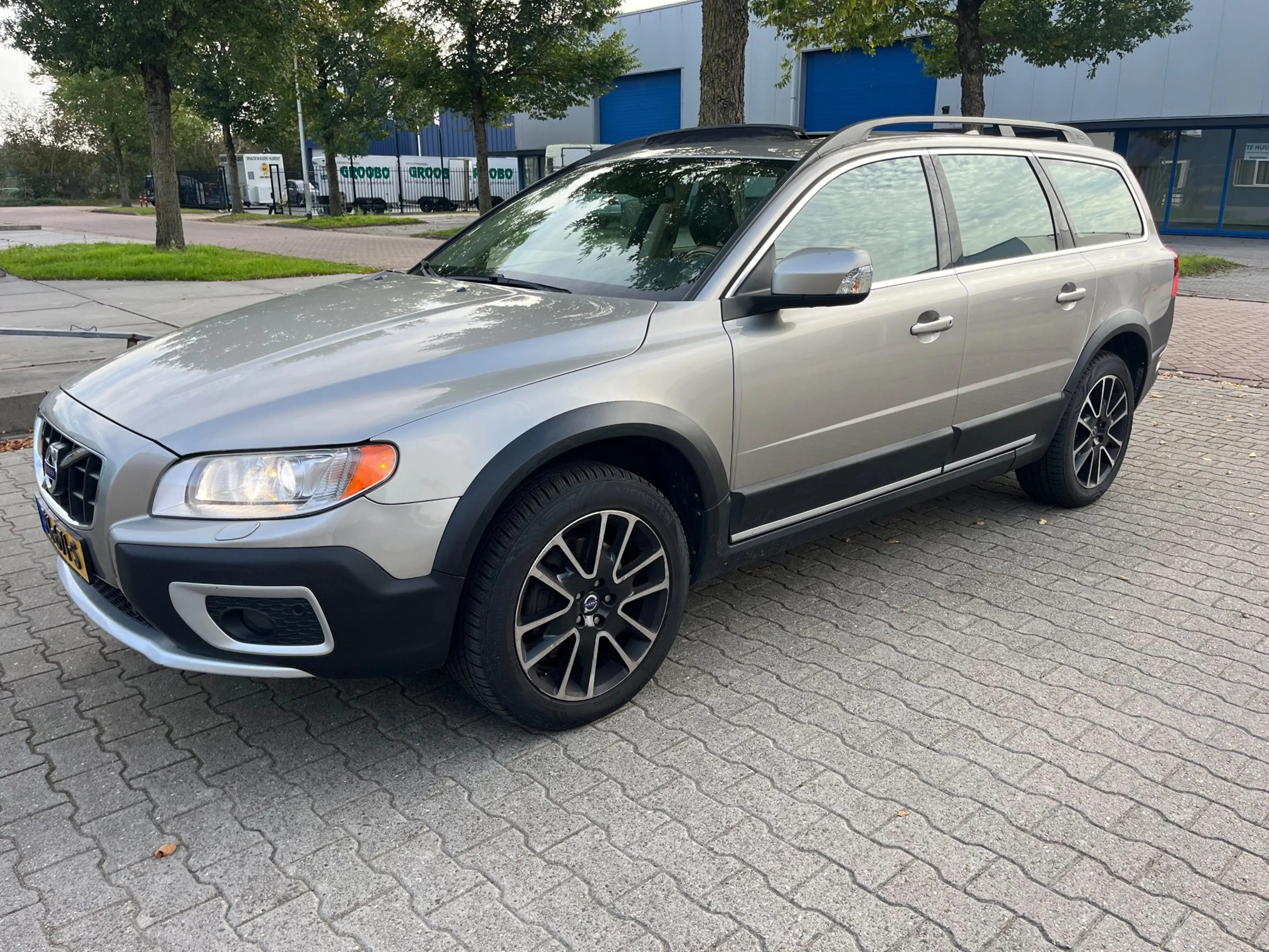 Volvo XC70 2.4 230pk D5 Summum AWD 5 cilinder / Open dak / Tr