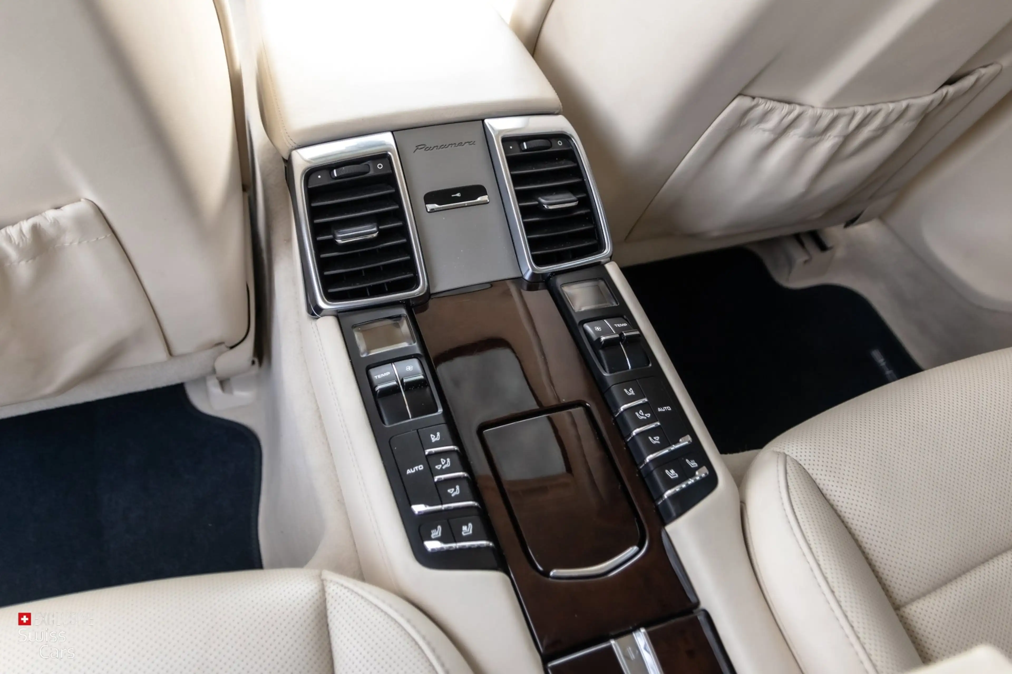 Porsche Panamera 4.8 Turbo|Yaughting Ed.|Zwitsers|Perfecte historie — photo 32