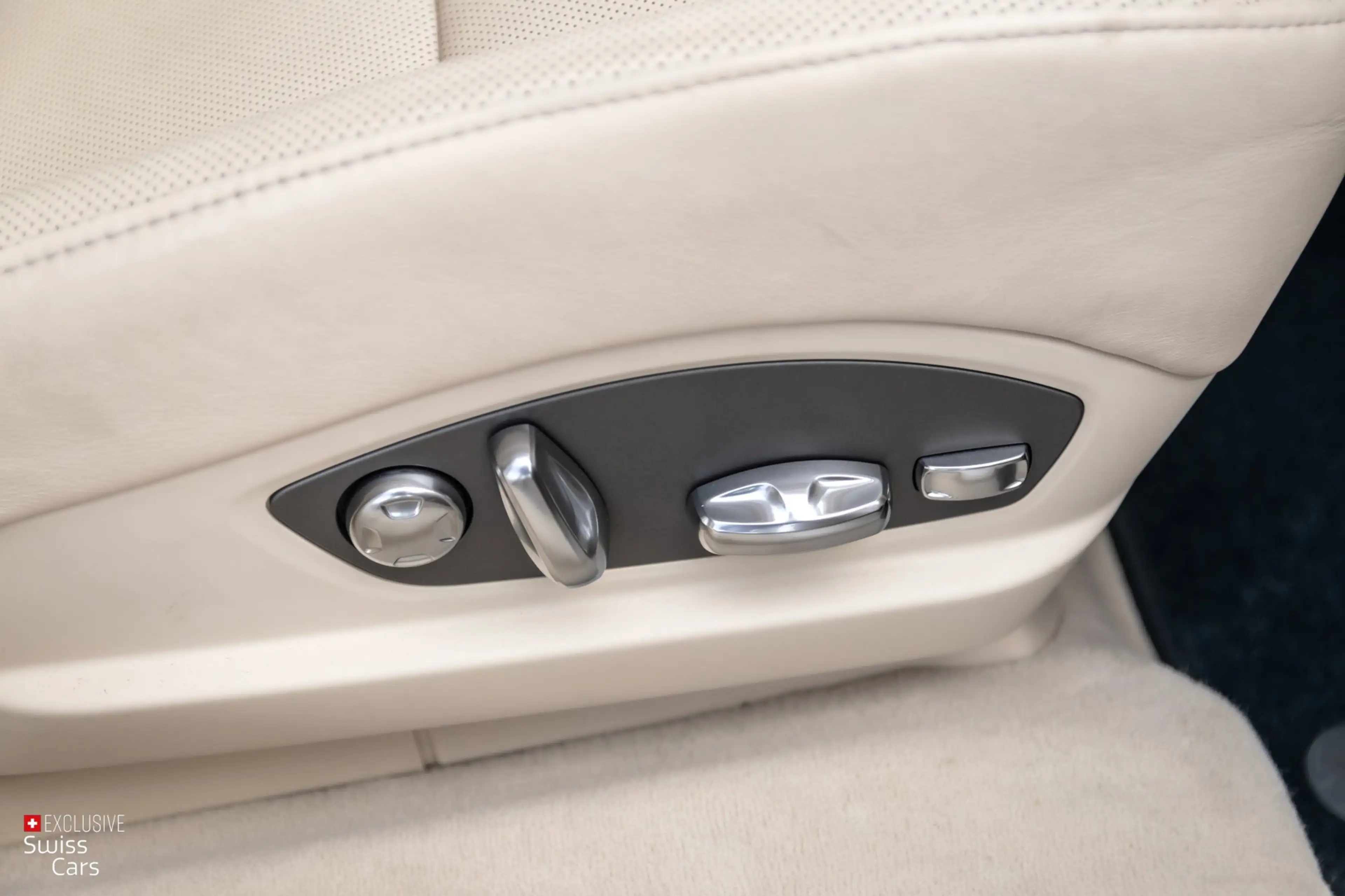 Porsche Panamera 4.8 Turbo|Yaughting Ed.|Zwitsers|Perfecte historie — photo 39