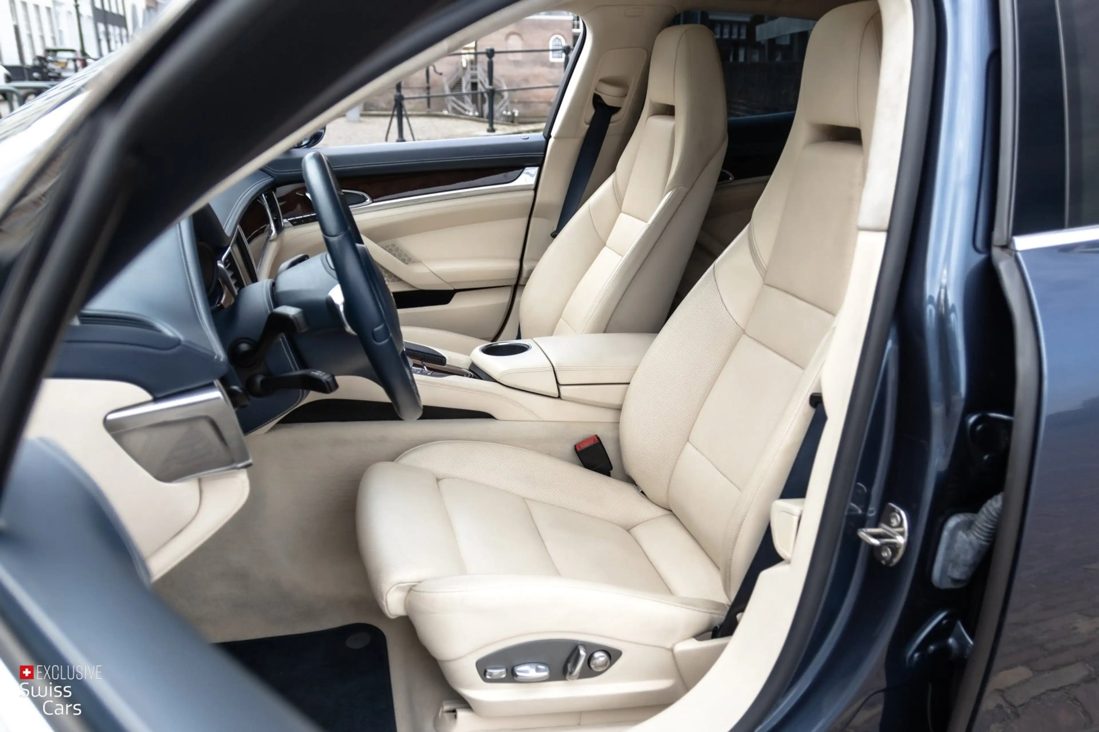 Porsche Panamera 4.8 Turbo|Yaughting Ed.|Zwitsers|Perfecte historie — photo 27