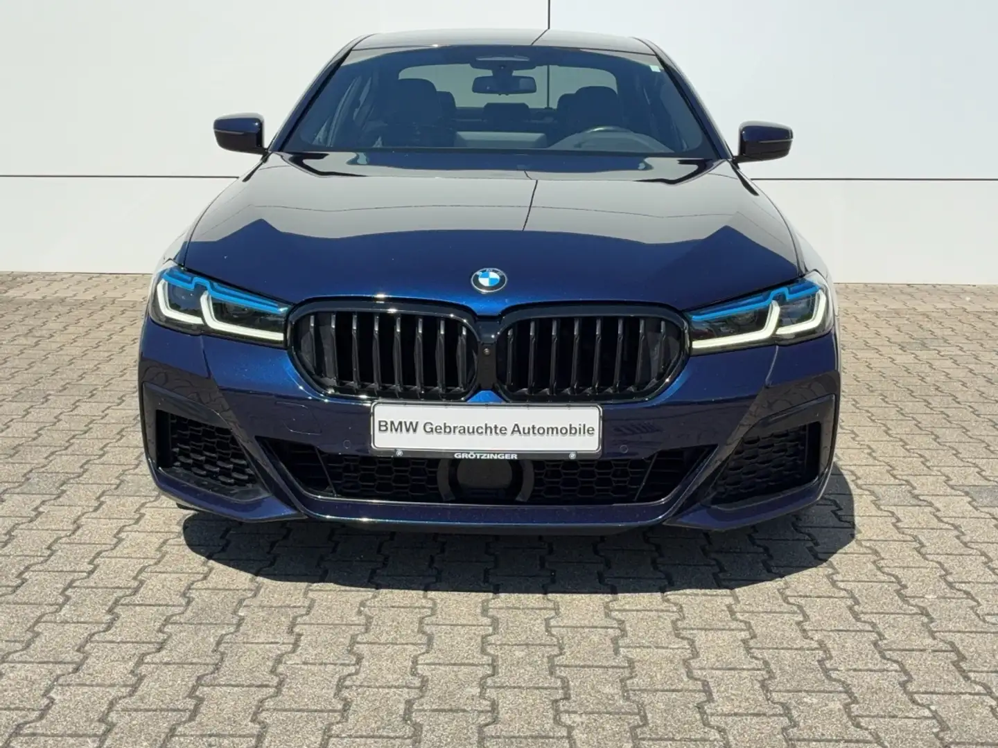 BMW M550 i xDrive Limousine M-Sport HUD+StandHZ+H&R Albastru - 2