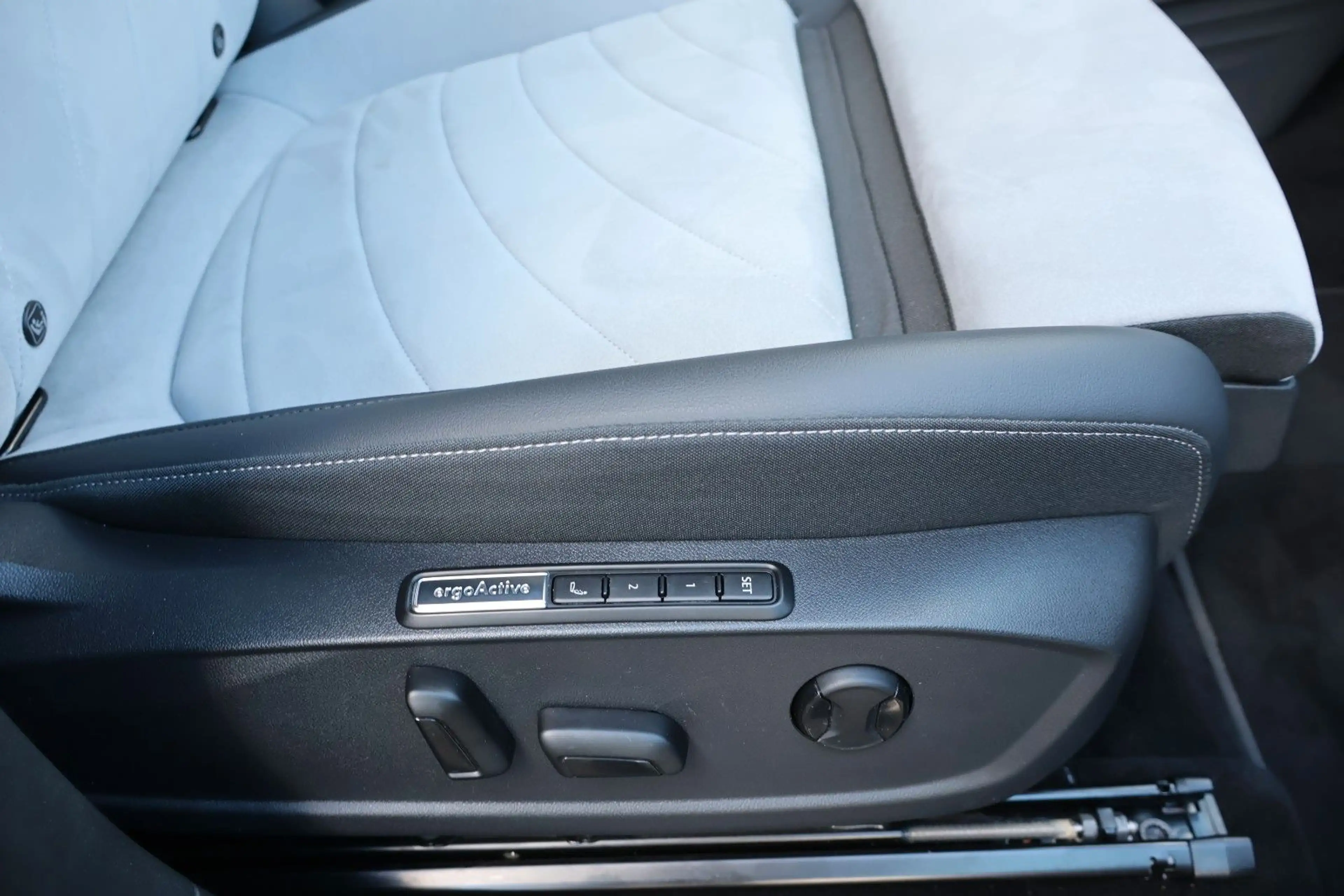 Volkswagen ID.3 Pro 150 kW Move AHK/Kamera/Allwetterr./ACC — photo 9