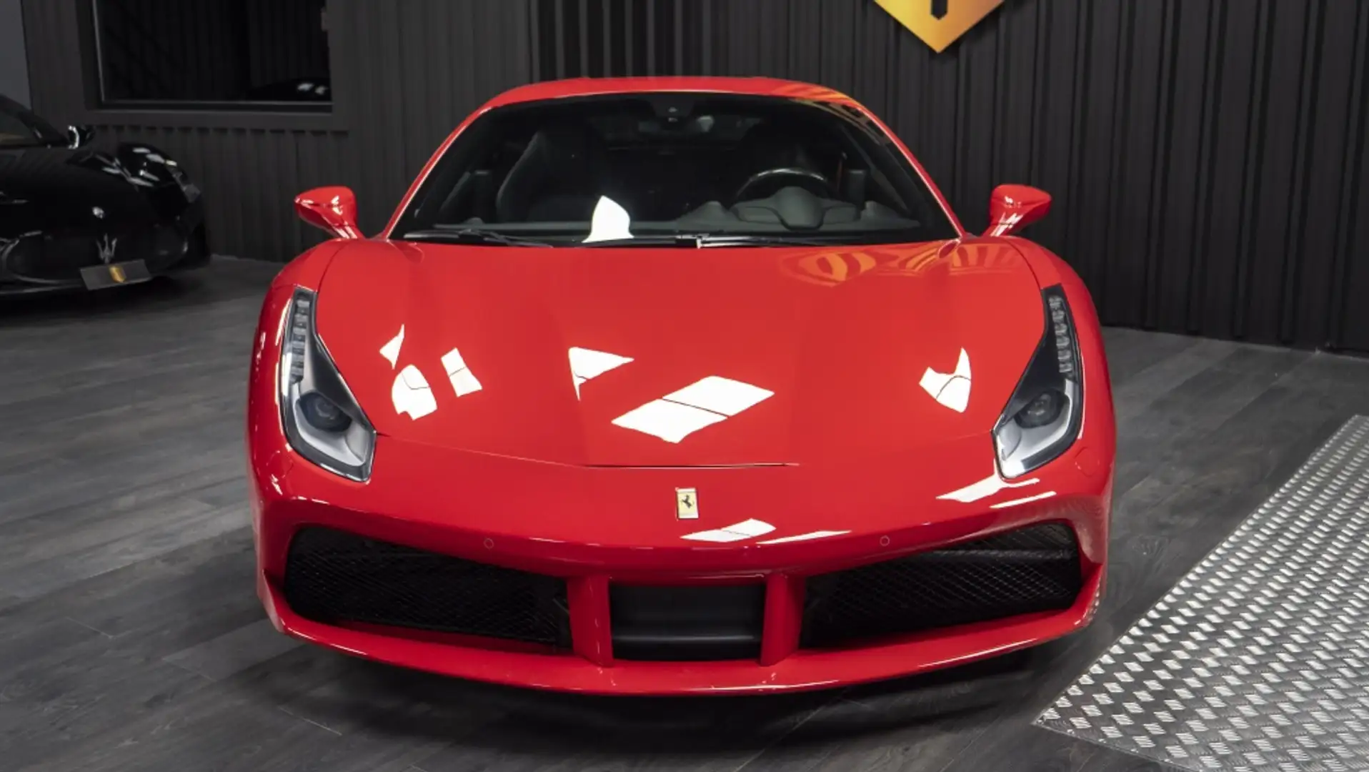 Ferrari 488 GTB Rouge - 2