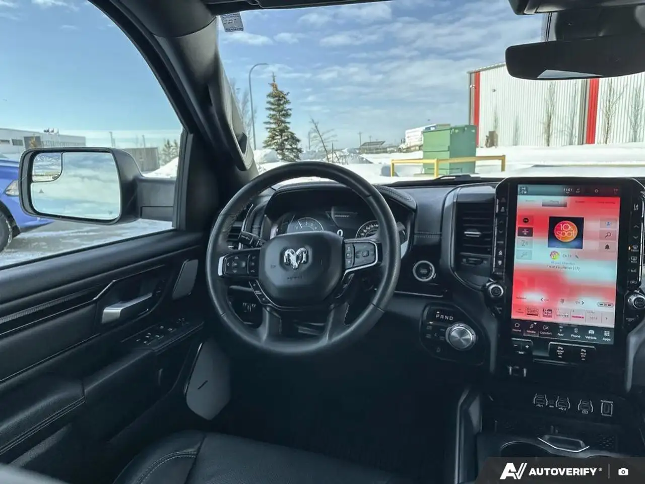 RAM 1500 снимка RAM 1500