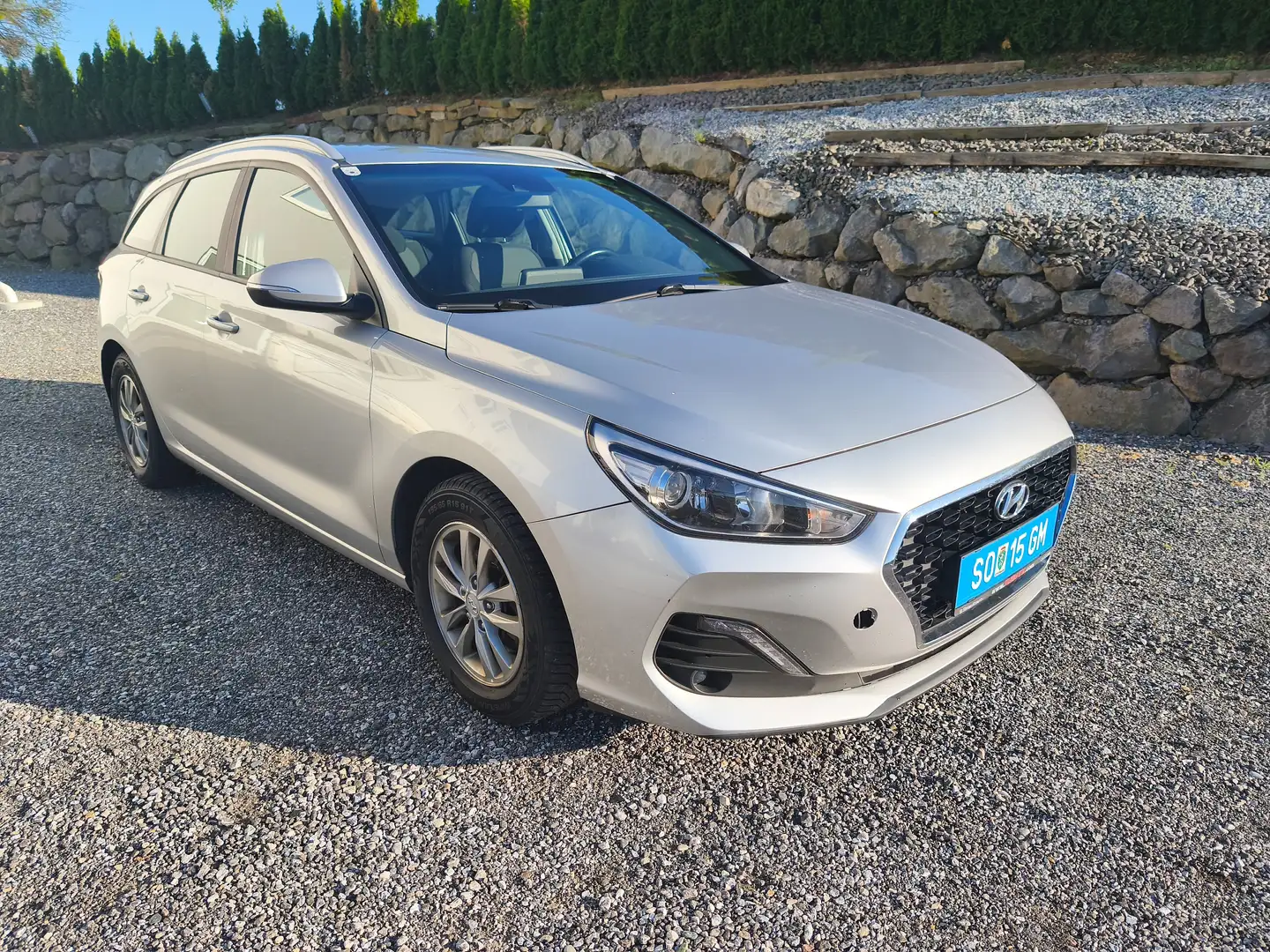 Hyundai i30 Service u. Pickerl NEU, Rückfahrkamera Grau - 1