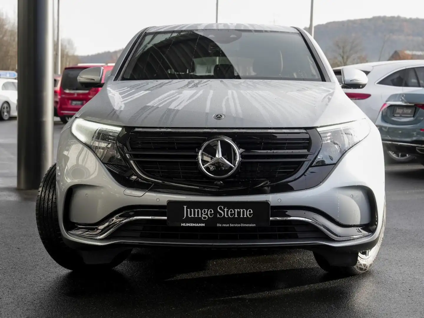 Mercedes-Benz EQC 400 4M AMG Navi Distronic Memory 360°Kamera Silber - 2