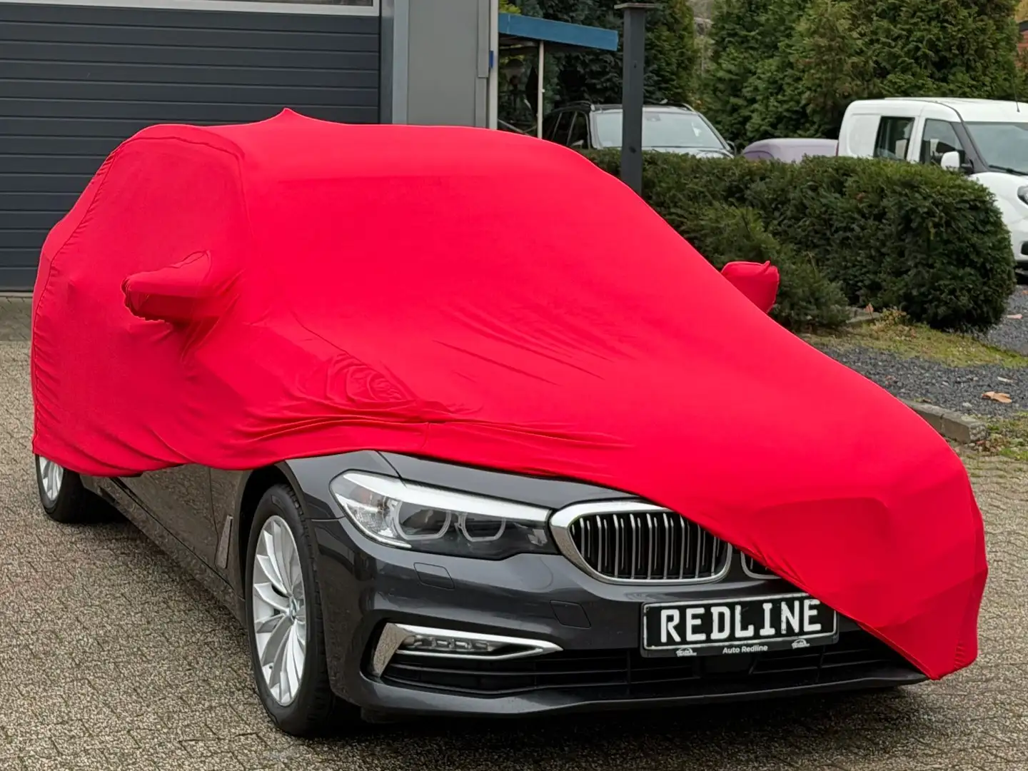 BMW 520 d xDrive Luxury Line / 1 Hand // Neuwertig Grau - 1