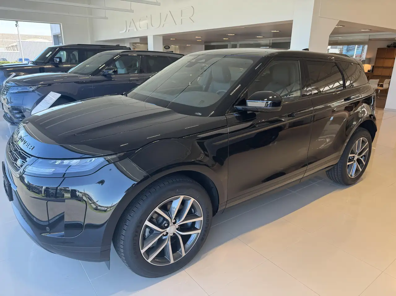 Land Rover Range Rover Evoque 2026