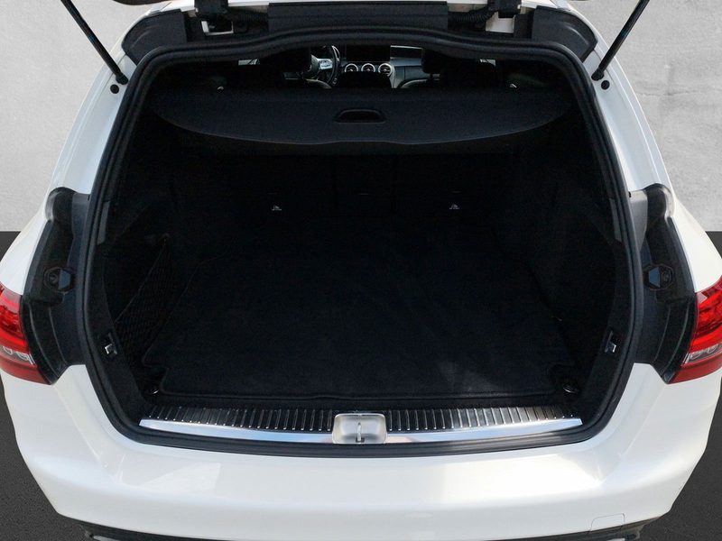 Mercedes-Benz C 300 T-Modell AMG Line — photo 8
