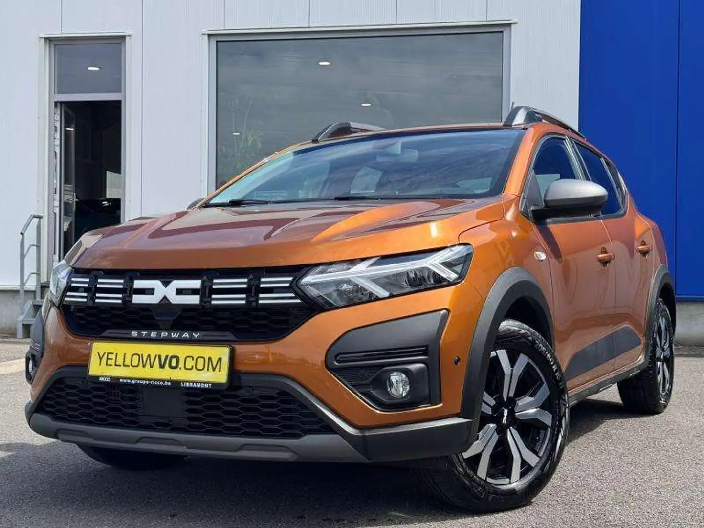 Dacia Sandero Stepway / 1.0 TCe / 110ch Oranje - 1