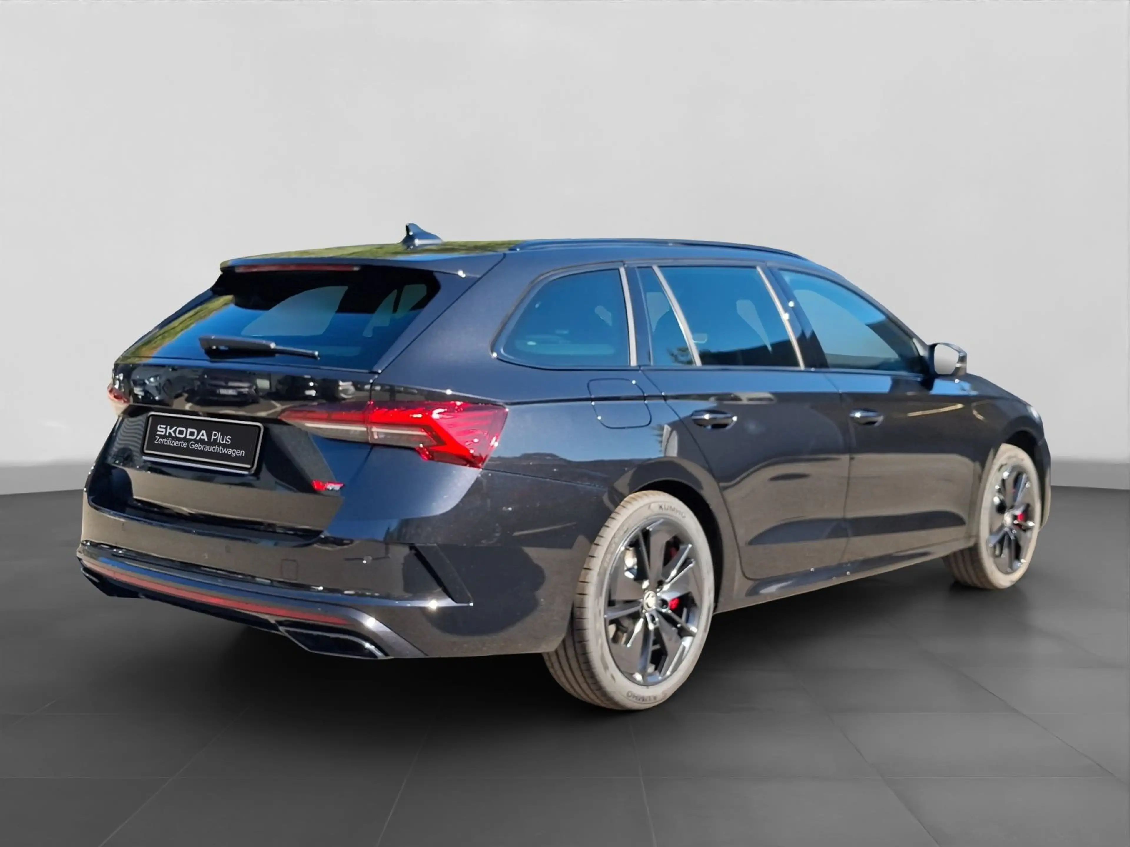 Skoda Octavia Combi RS TSI DSG PANO AHK NAVI MATRIX — photo 3