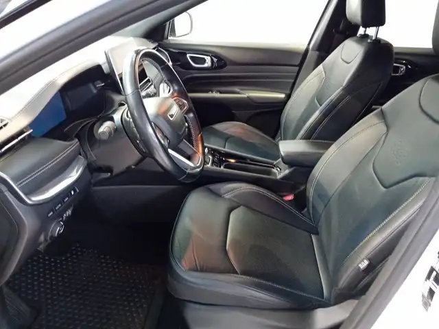 Jeep Compass view 9
