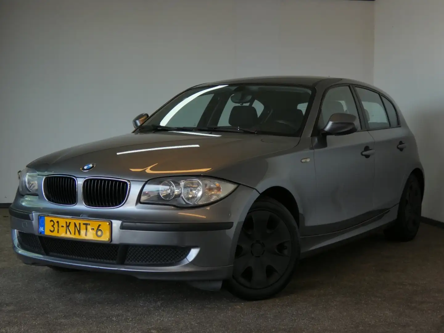 BMW 116 1-serie 116i Nwe apk Airco Grijs - 1