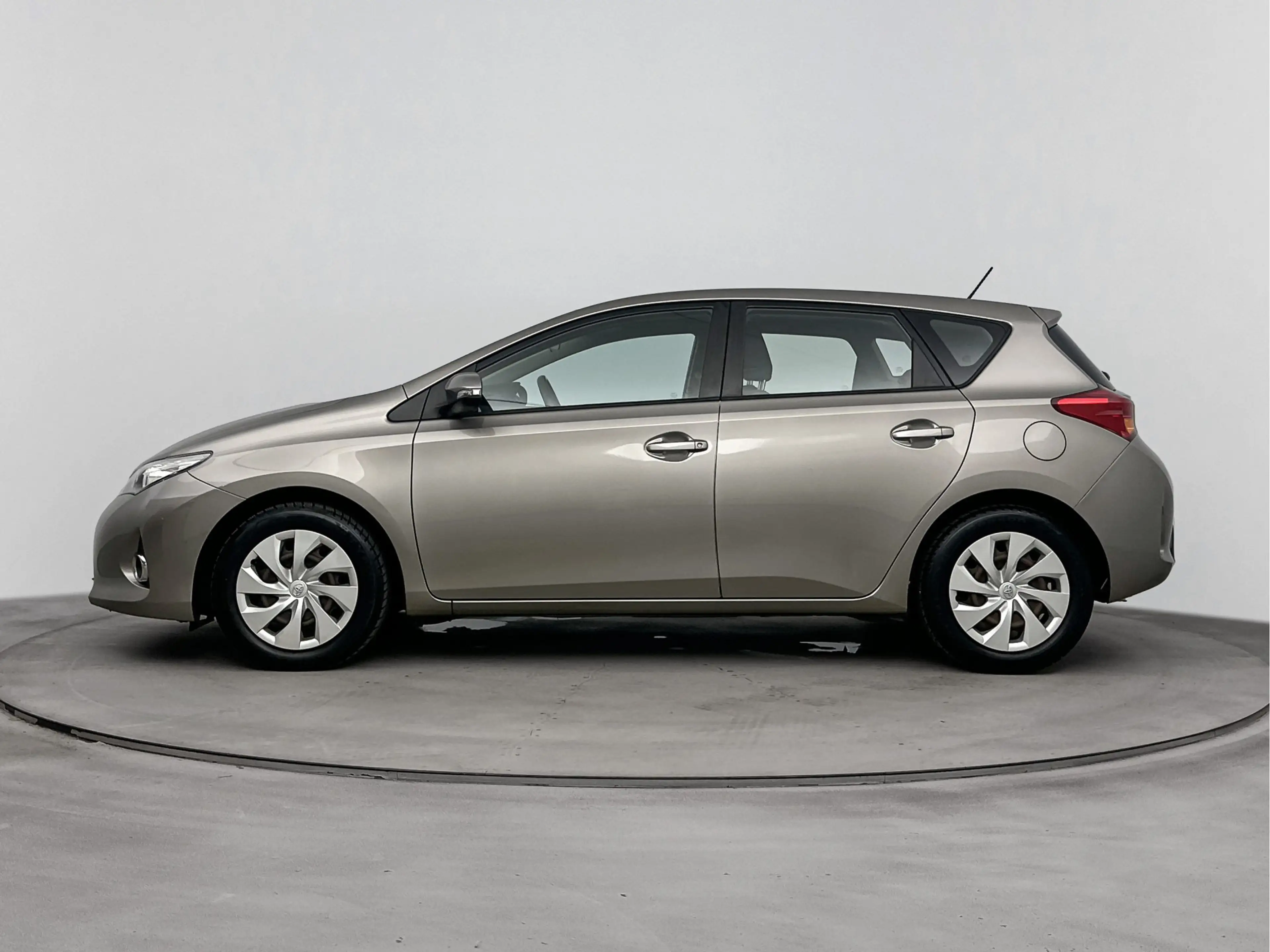 Toyota Auris 1.6 Aspiration ||Trekhaak|| — photo 3