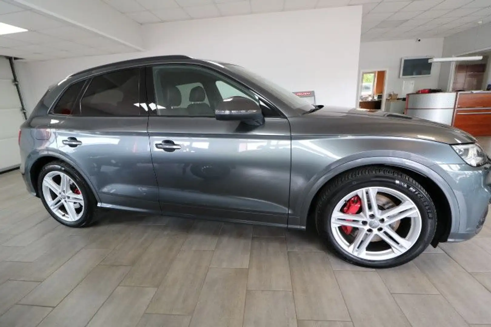Audi SQ5 3.0 TDI quattro lückenlos scheckheftgepflegt Grau - 2